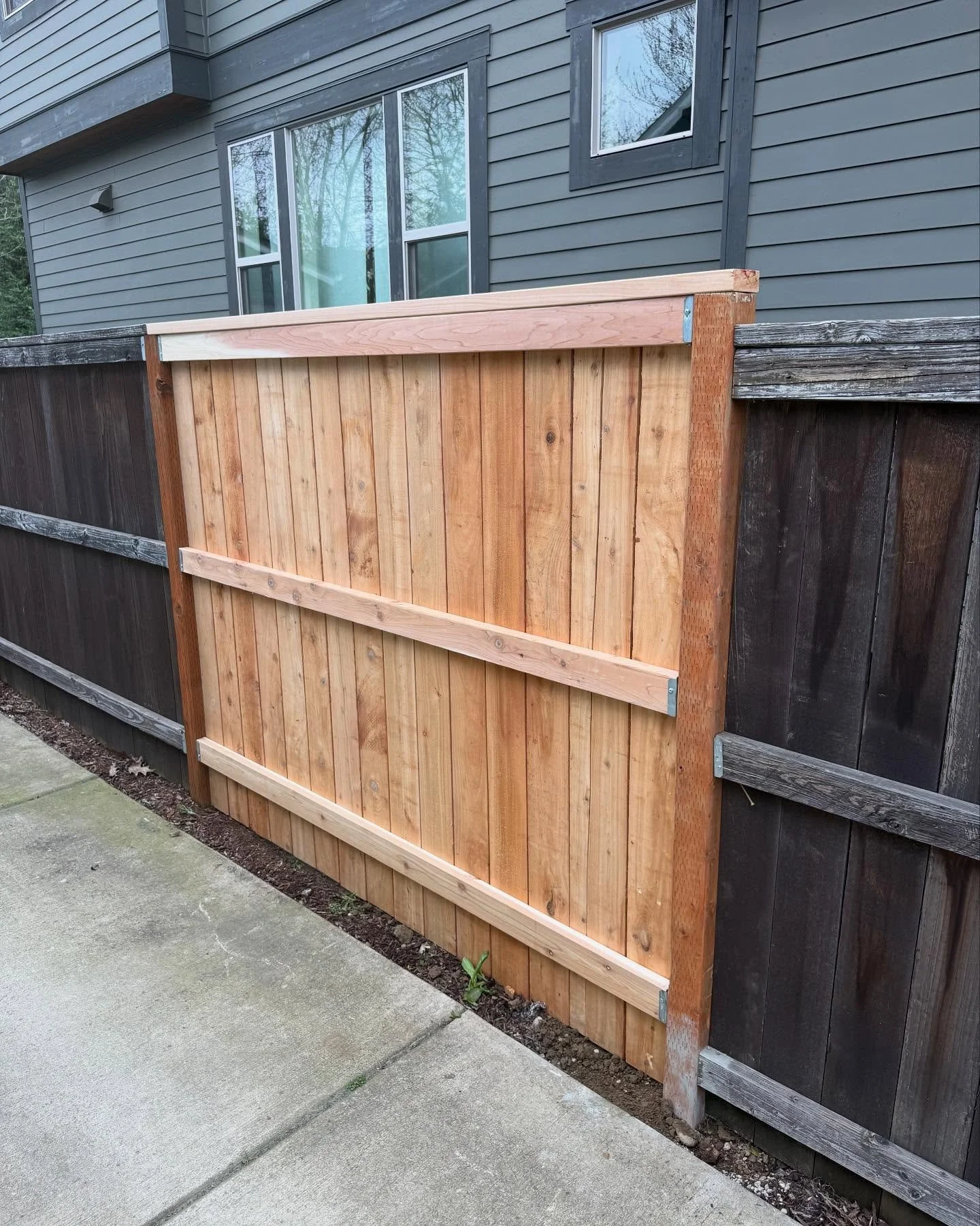 Fence repair today in SE Portland! A common theme you&rsquo;ll see with wooden fences is rotten posts. The movement it creates puts unwanted stress on the rest of your fence. Sometimes material can get reused. Today I decided that a full replacement 