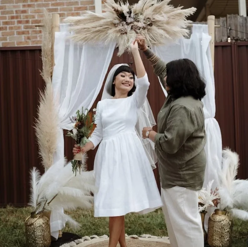 'Mrs Pomeranz made my wedding beautiful with their White Linen Dress. I adore its comfort and simplicity. Thank you!' Farhana