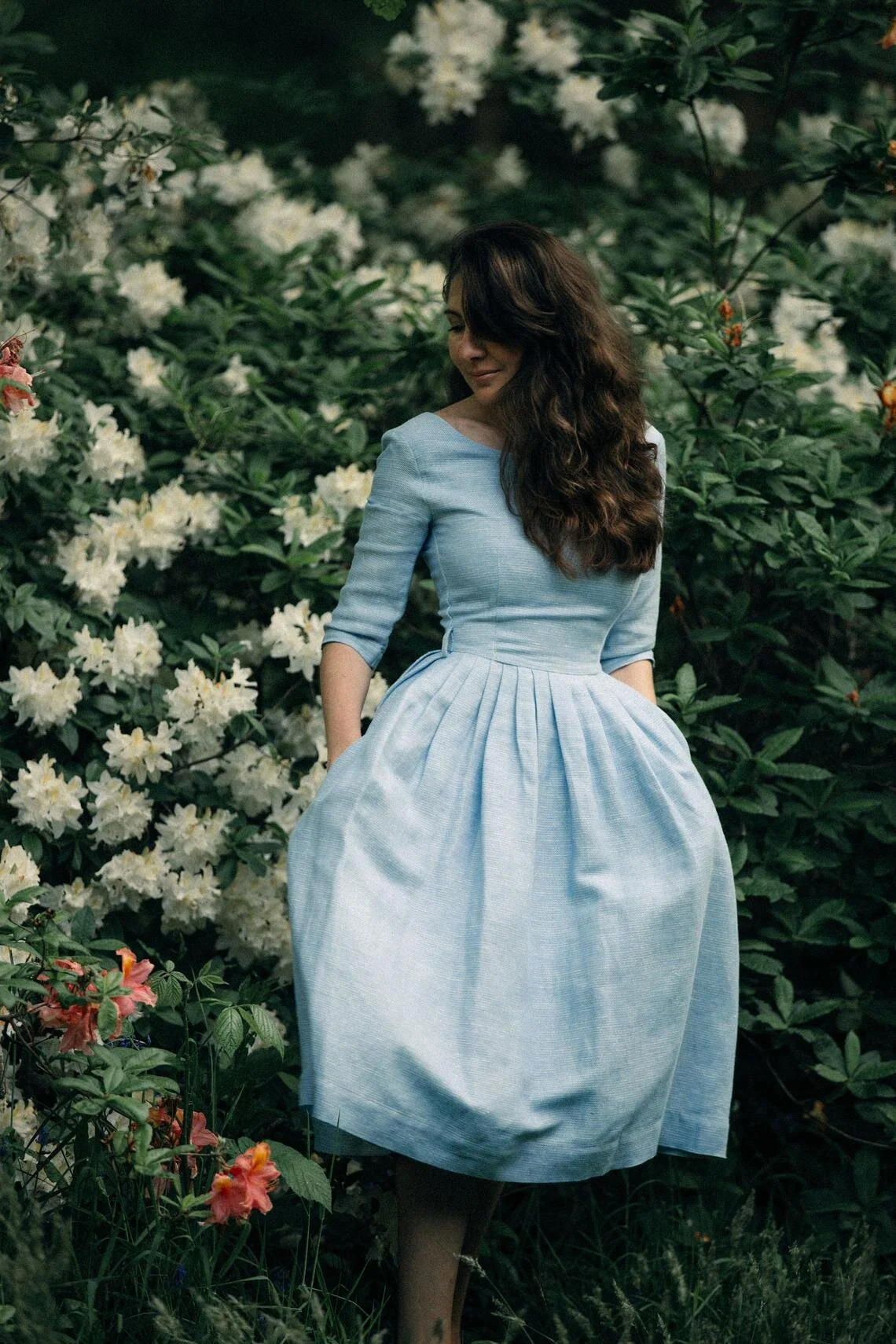 Retro-Chic Linen Wedding Dress  MRS POMERANZ INC.