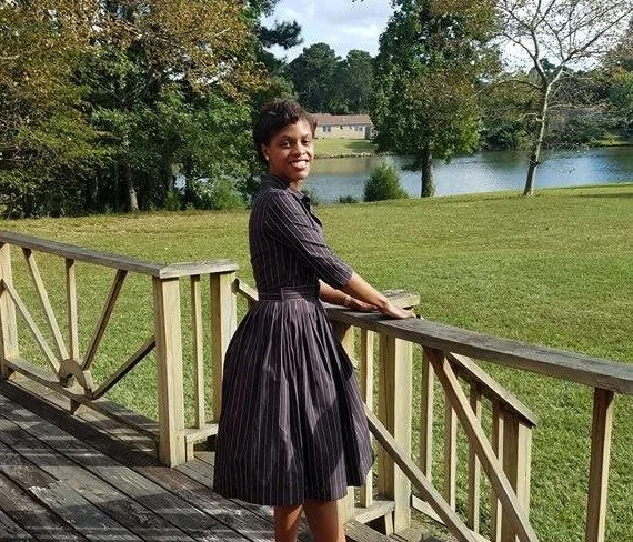 'This is my fourth purchase from Mrs Pomeranz and I must say I am hooked! Mrs Pomeranz creates such beautifully feminine yet practical clothes.' Starra