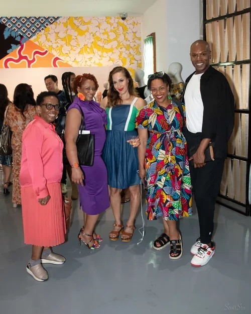 the-threads-of-migratioh-diane-von-furstenberg-25.webp