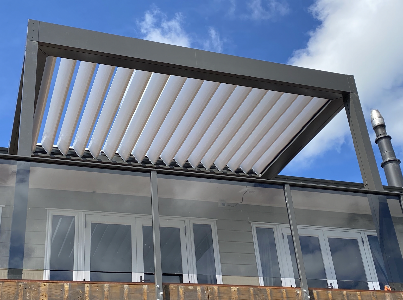 Automated Louvre Roof Outdoor Specialists NZ