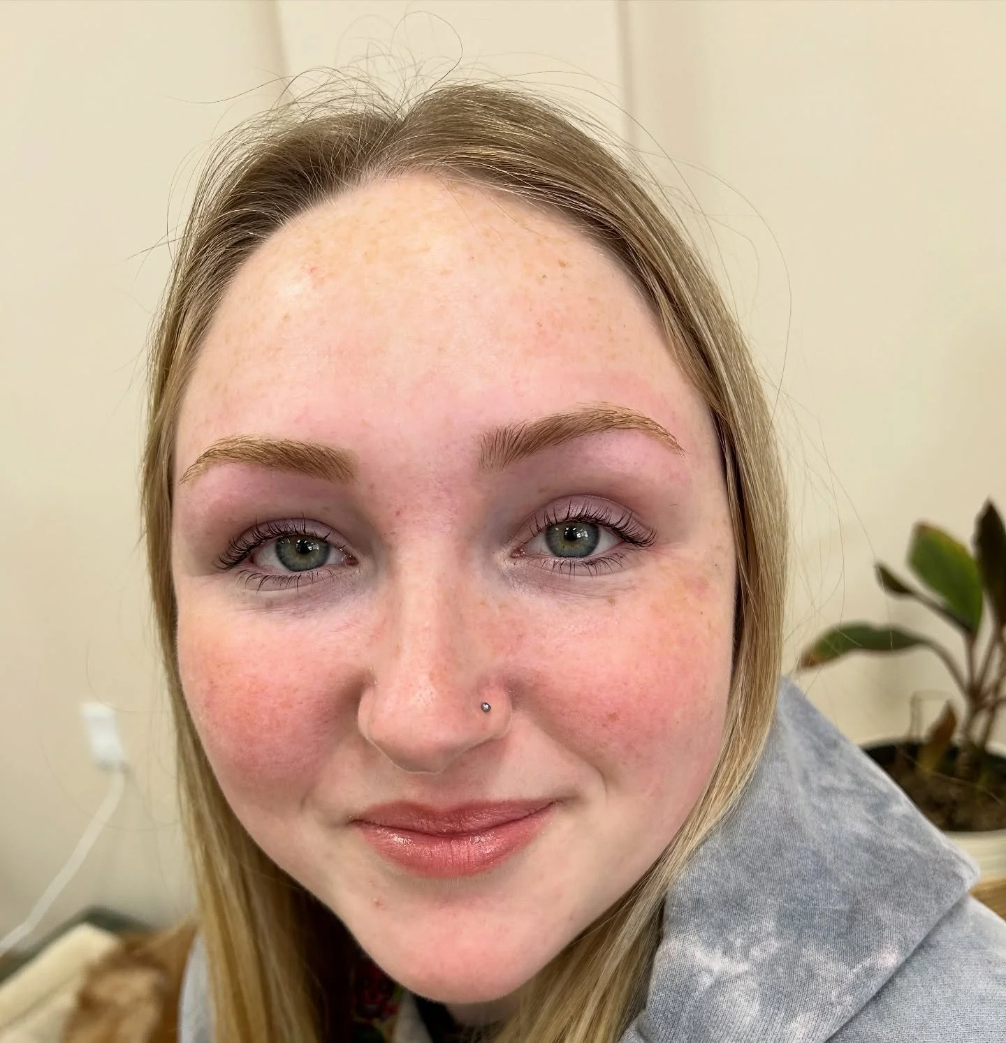 Blonde brows can be a tricky combination to get right. We did a honey brown on this gal for the perfect shadow without being overwhelming. 

Oh. And those lashes turned out *chefs kiss* fabulous. No more mascara needed for this gal! 

Naturally Eleva