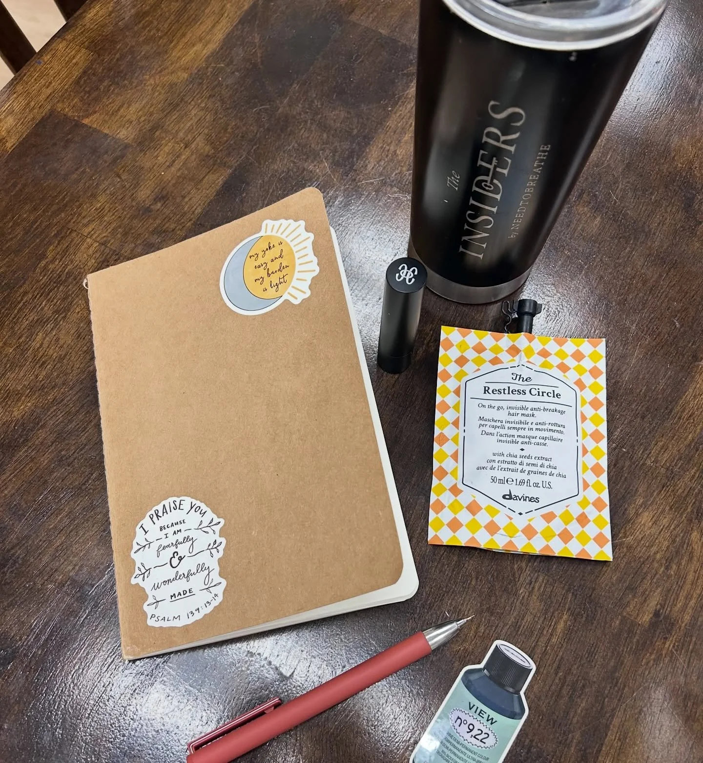 A new notebook may not solve all my problems&hellip;but it will help me take notes for this class. ✌🏻🤓

Also. Hot take. Lip balm is essential for any class. If my lips or hands are dry it&rsquo;s distracting. 😆😅😁

Are you a note taker with a pen