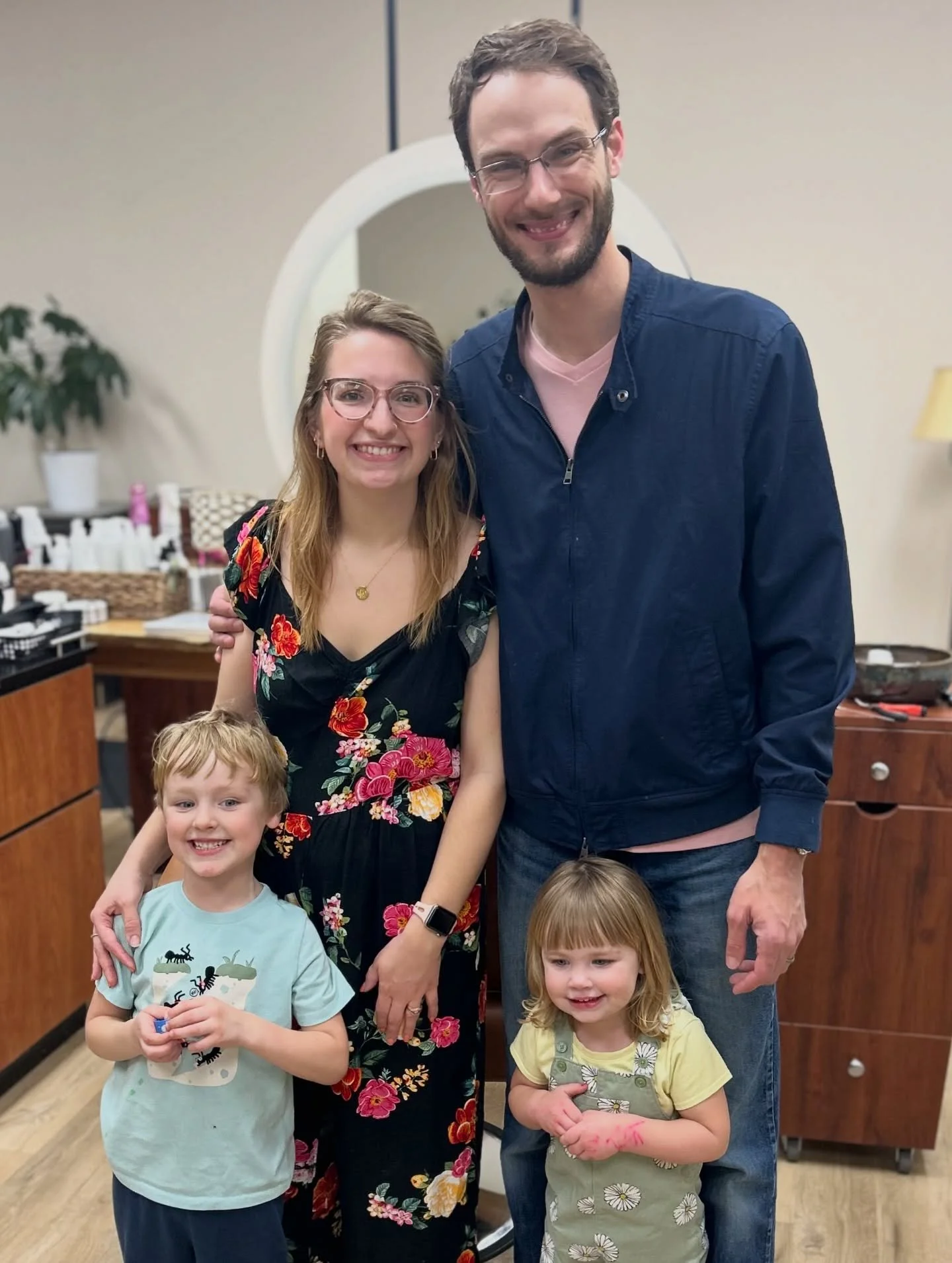 We got to celebrate 2 years of Verdant tonight with hair tinsel, henna, and fabulous cupcakes made by friend Jordan. (How stinking cute are those mushroom?! 🍄) 

I love seeing how my family has grown since this time last year. My babies are so big! 