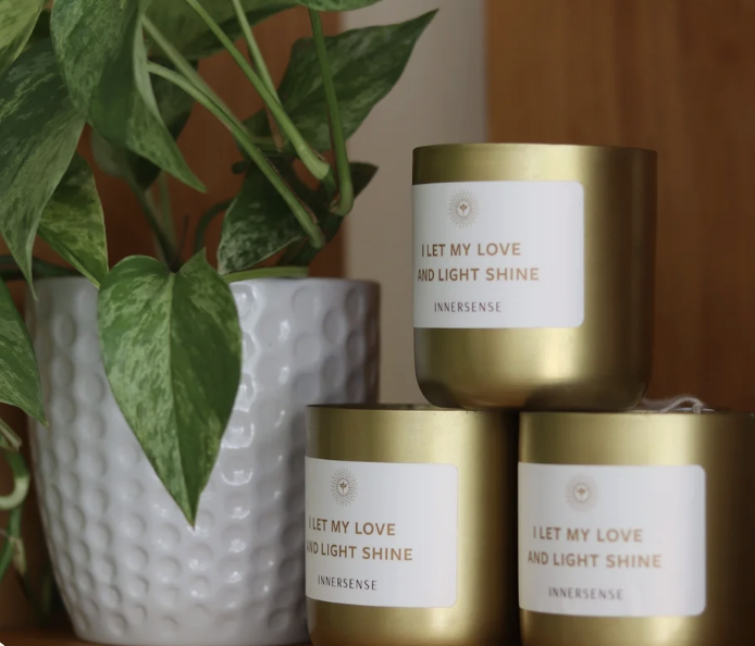 How Do You Keep Curly Hair Healthy Between Appointments?