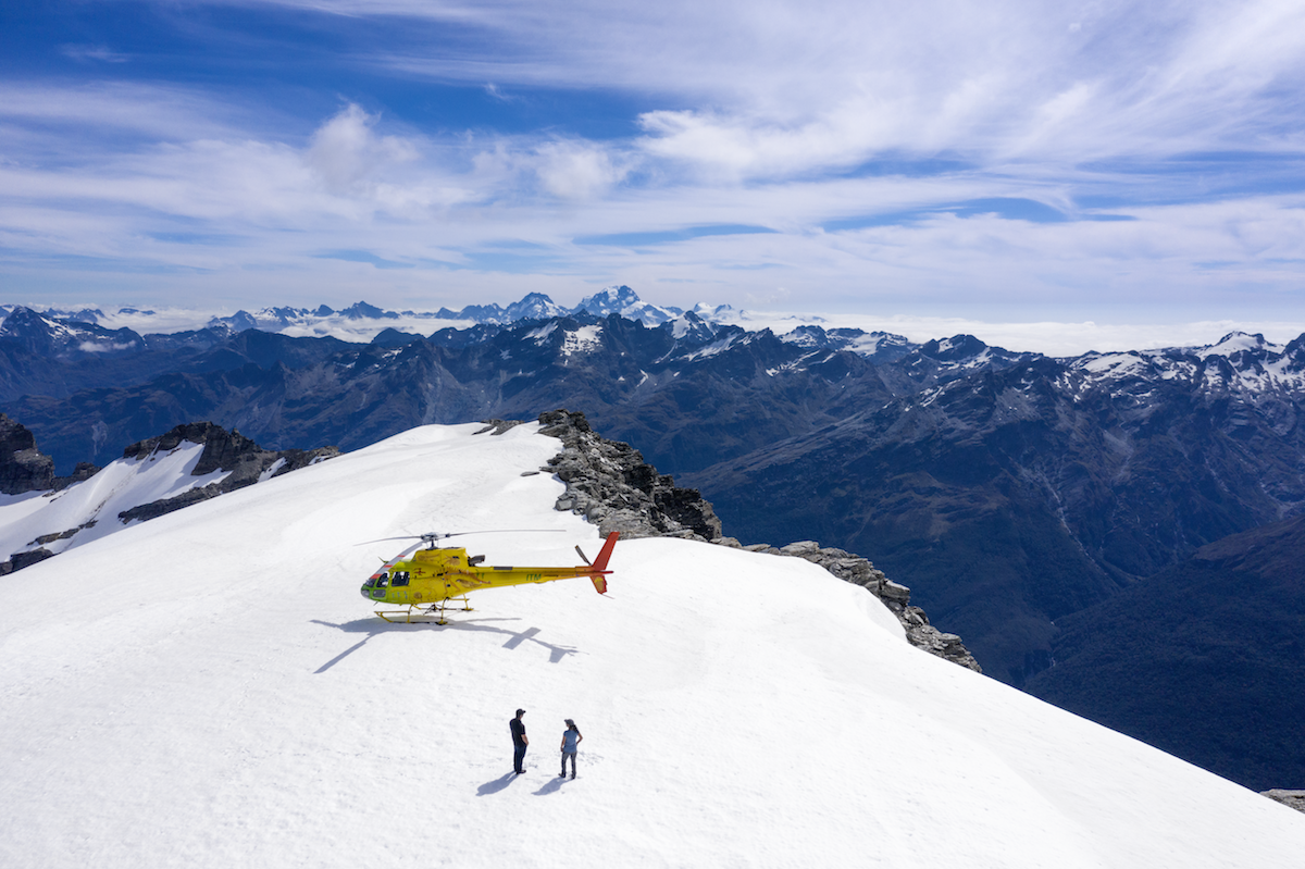 snow-helicopter-queenstown.png