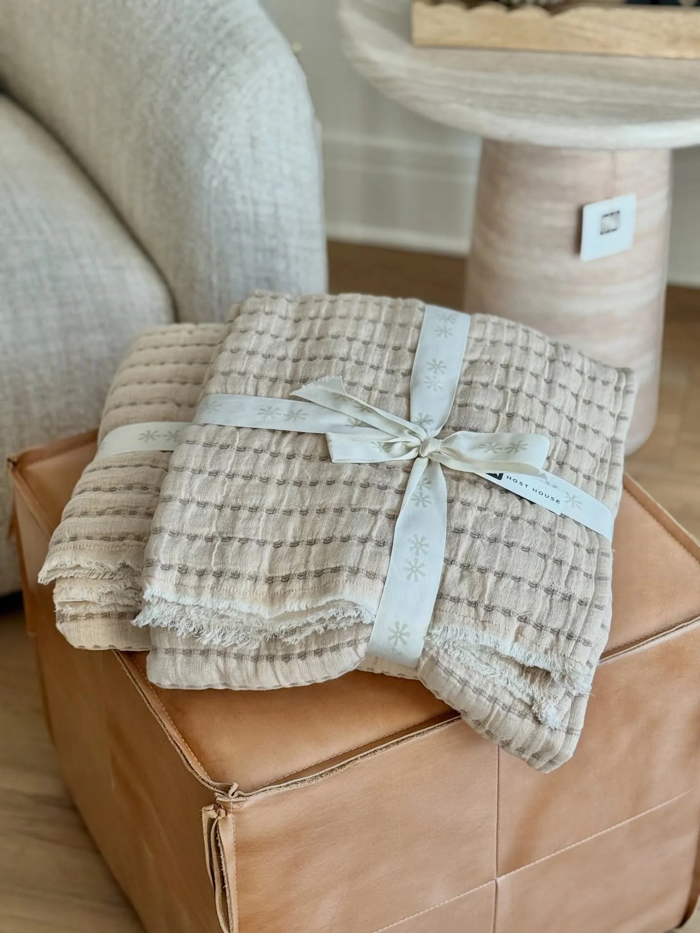 ✨ Looking for the perfect holiday hostess gift? ✨ Our new cozy blankets are a warm hug perfect for hosts, teachers &amp; everyone on your list ✨ wrap up the warmth this season! ✨