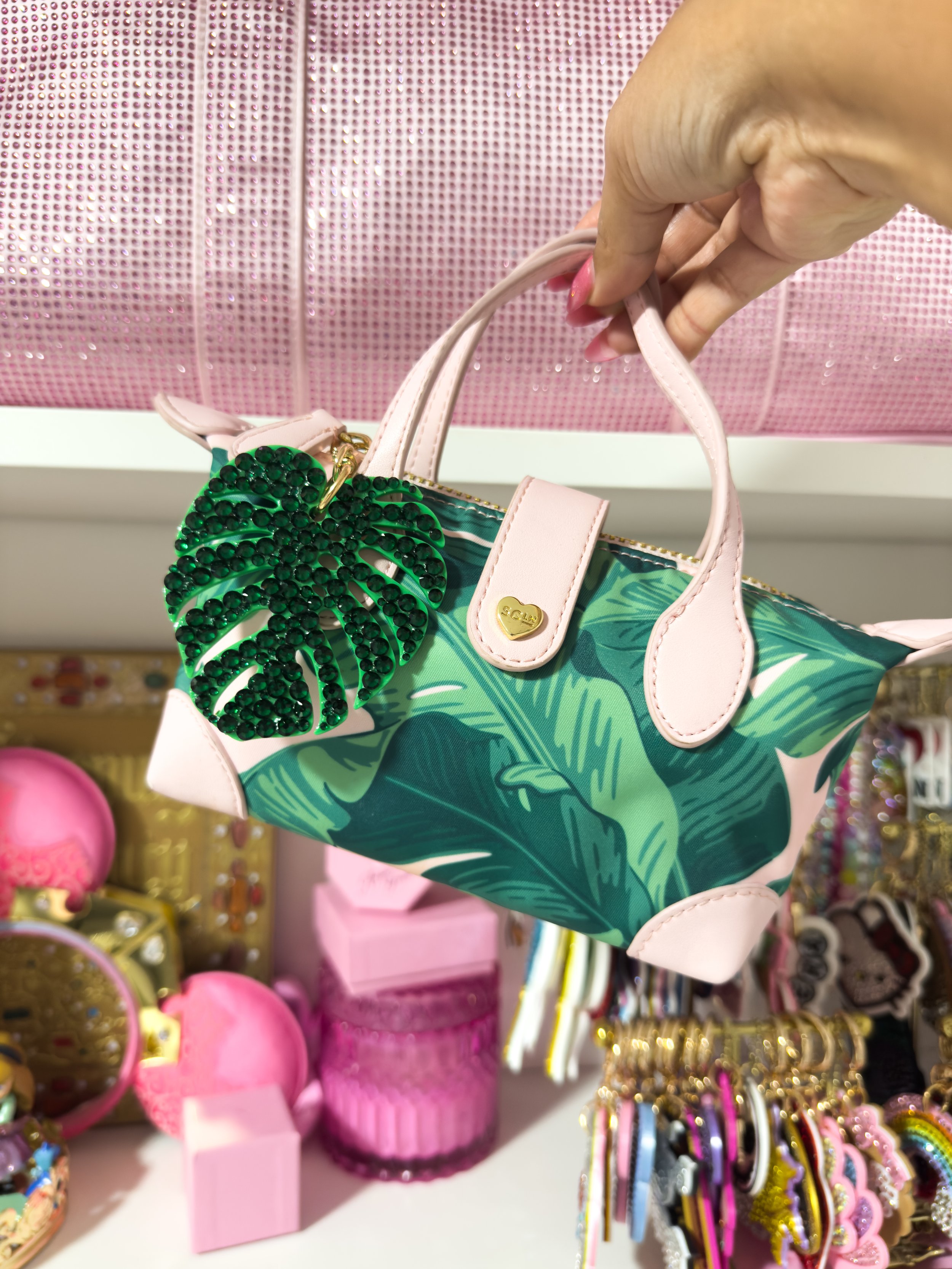 90210 Leaf bag charm