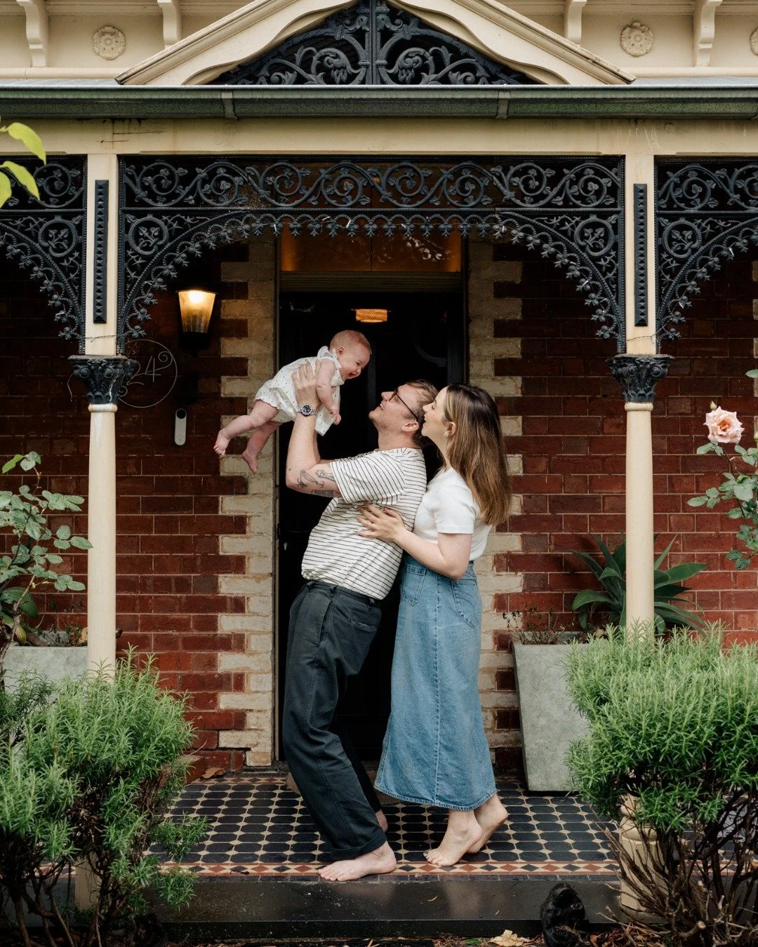 Melbourne isn&rsquo;t exactly known for its constant sunshine.... More like unpredictable weather, and four seasons in one day!

That&rsquo;s why I love in-home photography sessions. Your session can still go ahead, rain, hail, or shine. When I photo