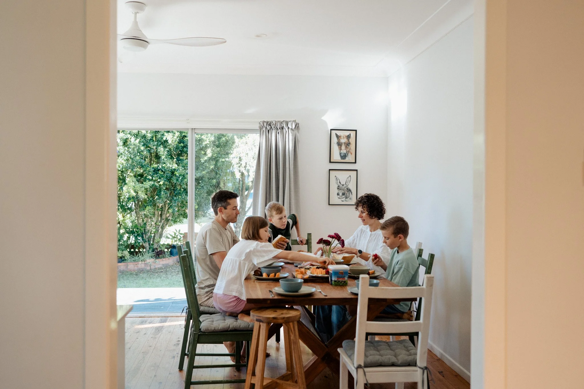 Family Photography in Melbourne: Why In-Home Sessions Are So Special