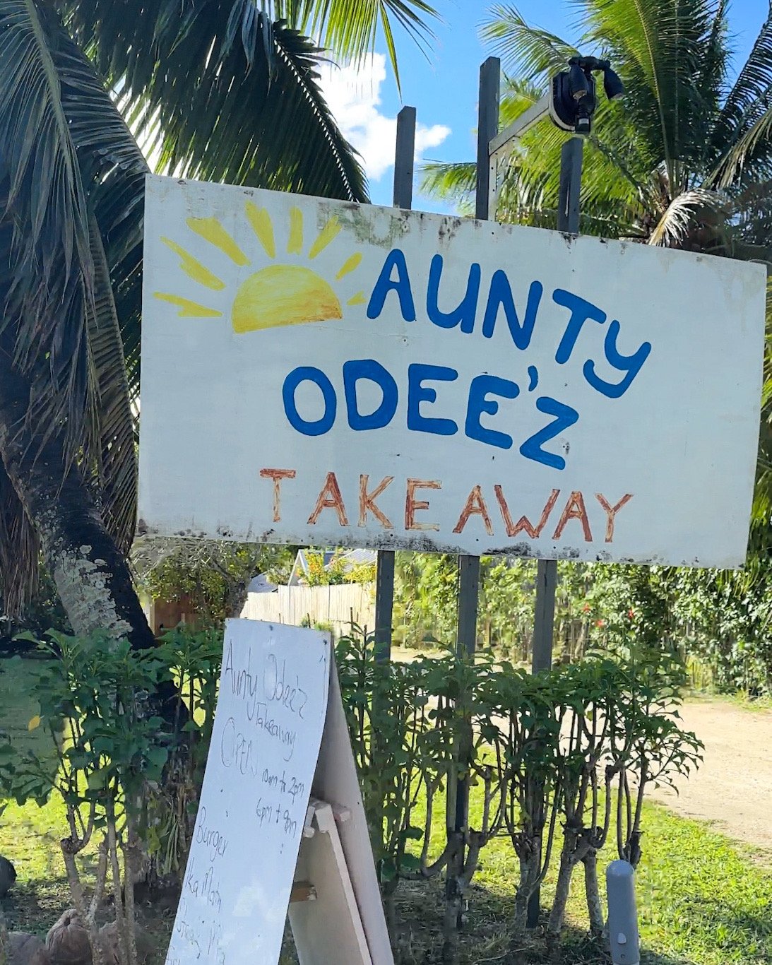 Aitutaki Best Food Auntie Odeez 2.JPEG