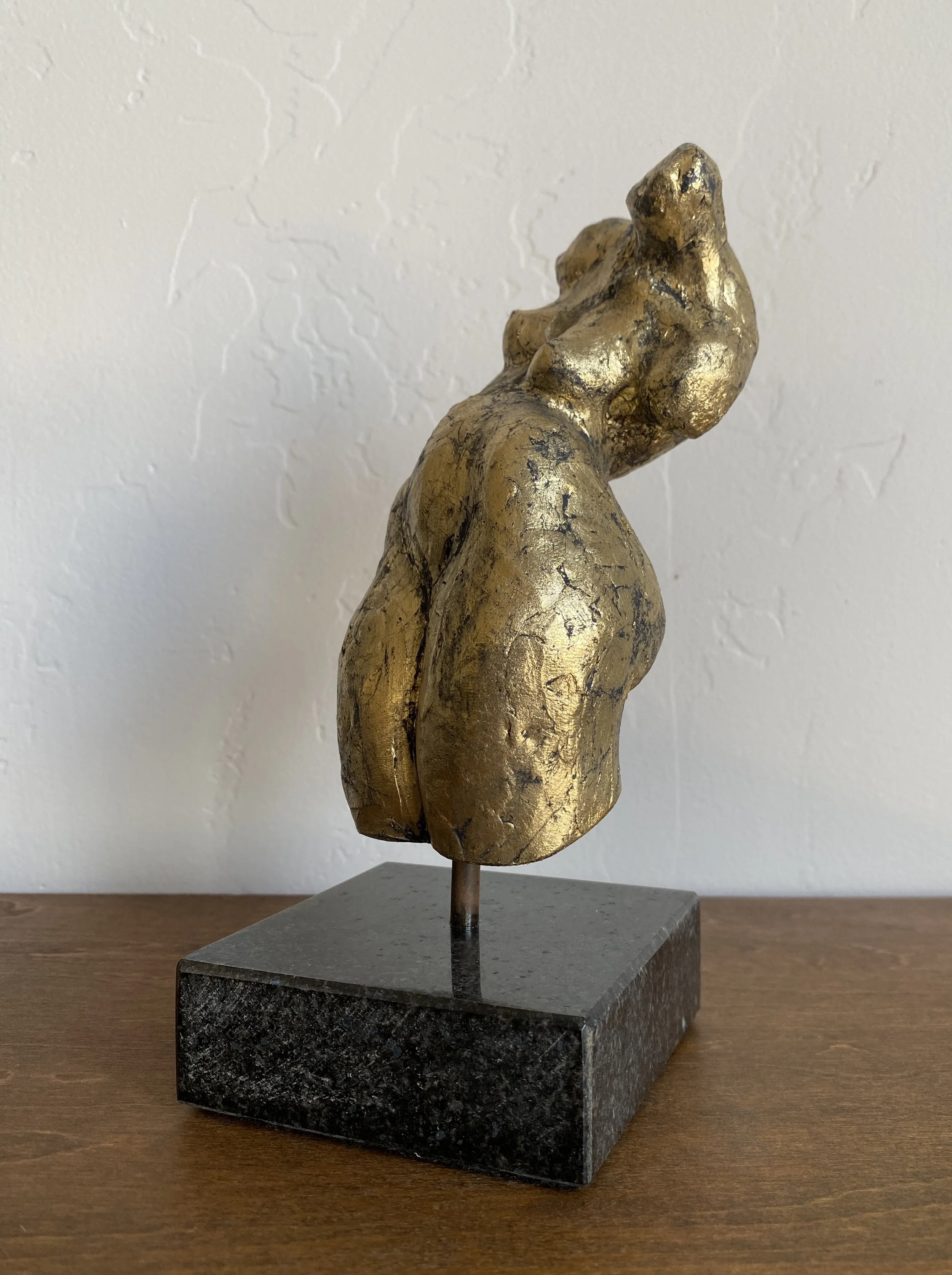 resin female torso 2.jpg