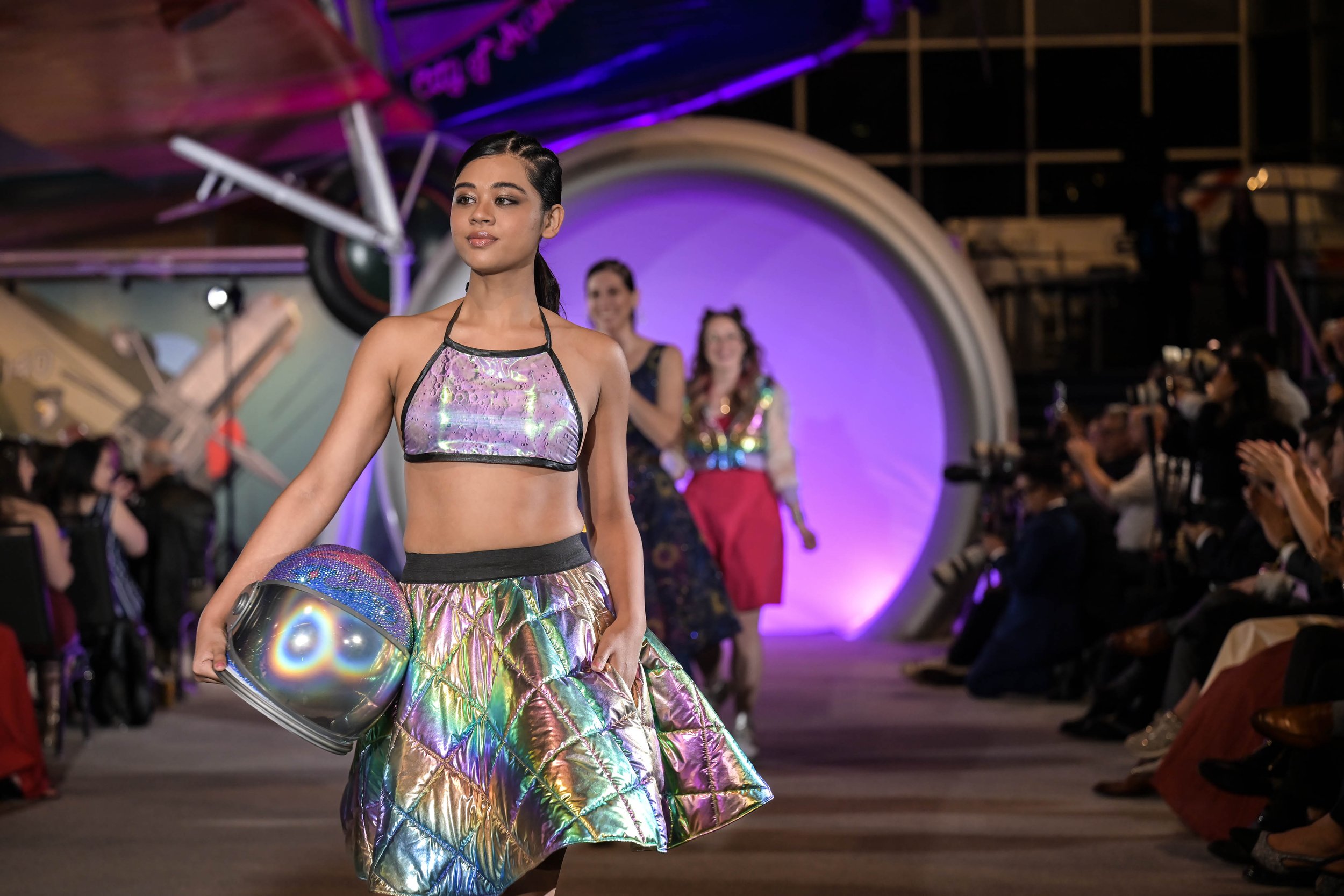 FIF2025-Photographer Mike Klajnert-Designer Sew Hot Right Now (4).jpg