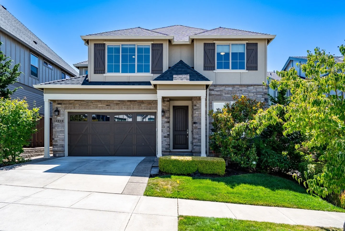 &bull;
&bull;
&bull;
12344 NW Glenover Ln
Portland, OR 97229