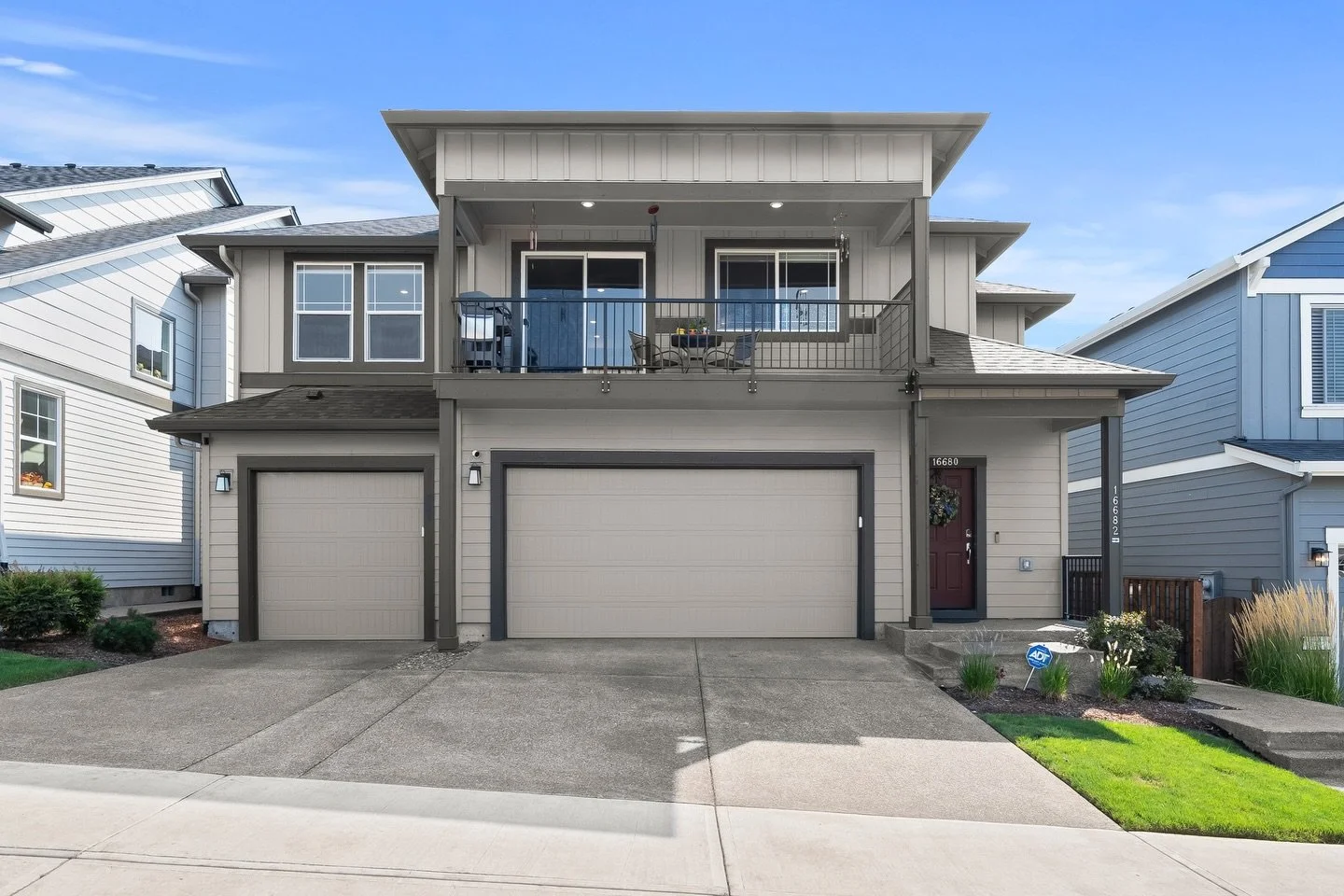 &bull;
&bull;
&bull;
16680 SW Sunshine Coast St
Portland, OR 97224