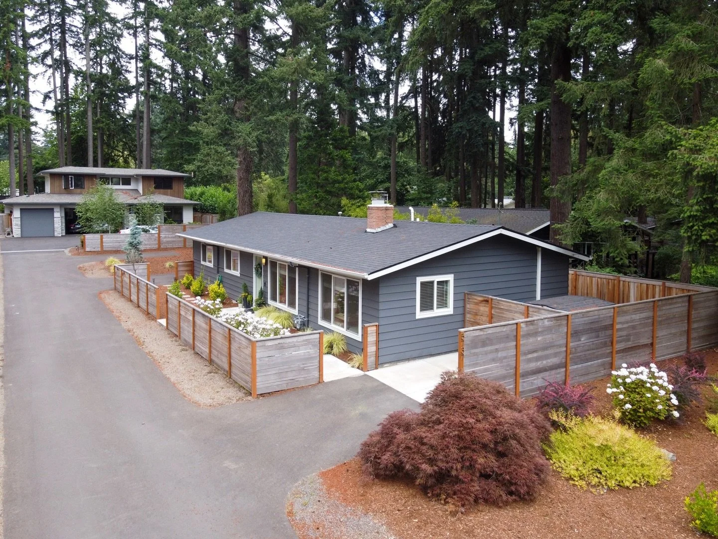 &bull;
&bull;
&bull;
5737 SW Washington Ct
Lake Oswego, OR 97035