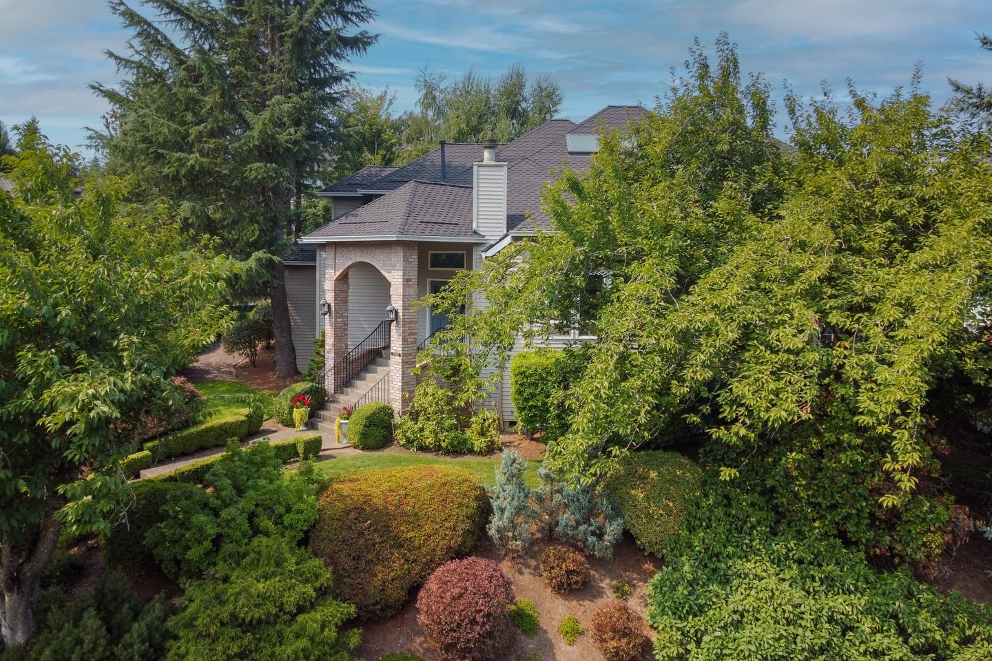 21495 Parkview Terr &bull; West Linn