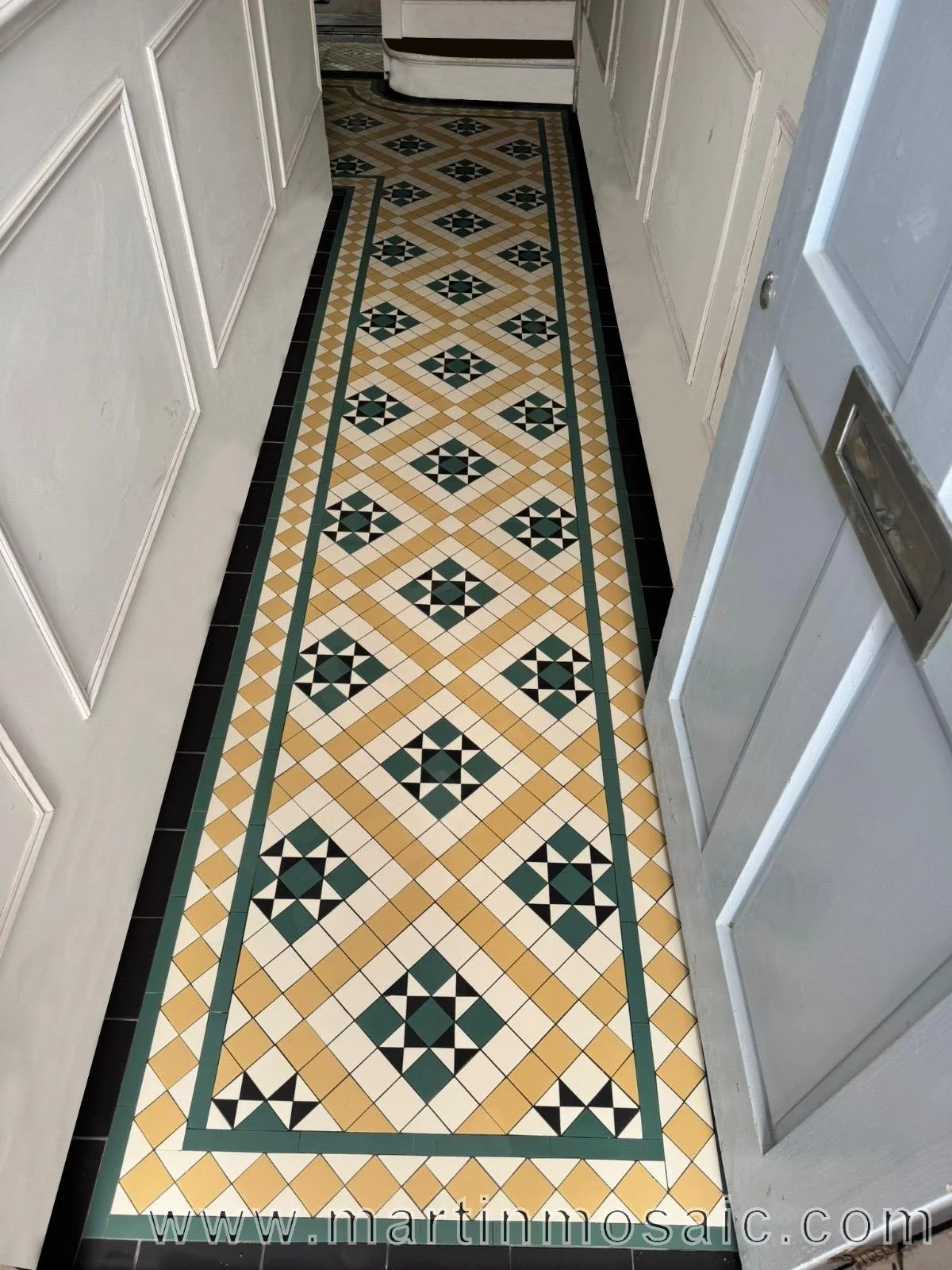Hallway Bespoke Design: Elevate Your Entrance with Custom Mosaic Mastery