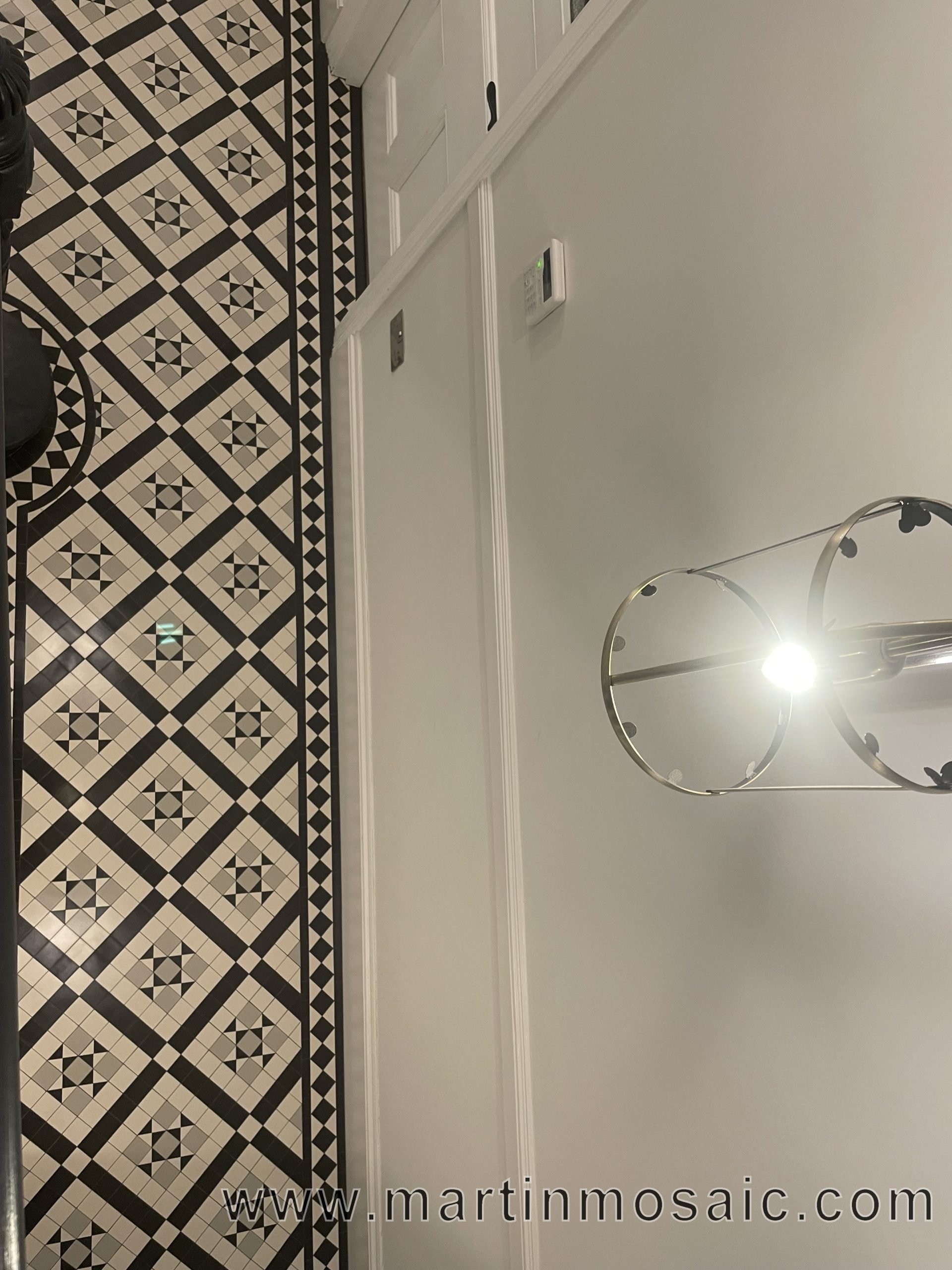 Victorian floor tiles – Hallway- Enfield 
50x50mm thick 5mm. Colours: super white, perle grey, black