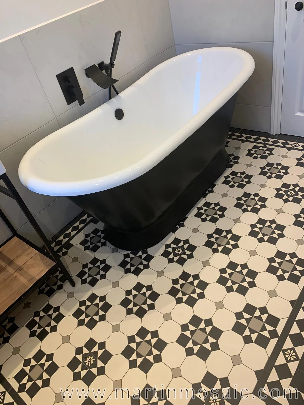 Bathroom - Modern design octagon tiles with encaustic tile