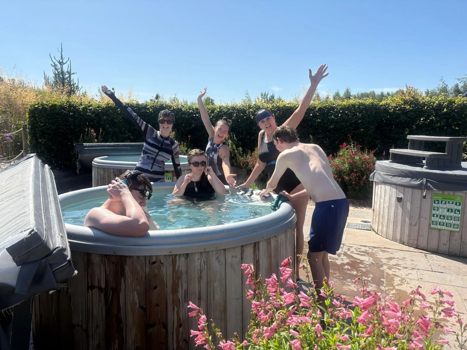 9333cd9b-1ea0-4157-8af8-8e2390568082 2.JPG