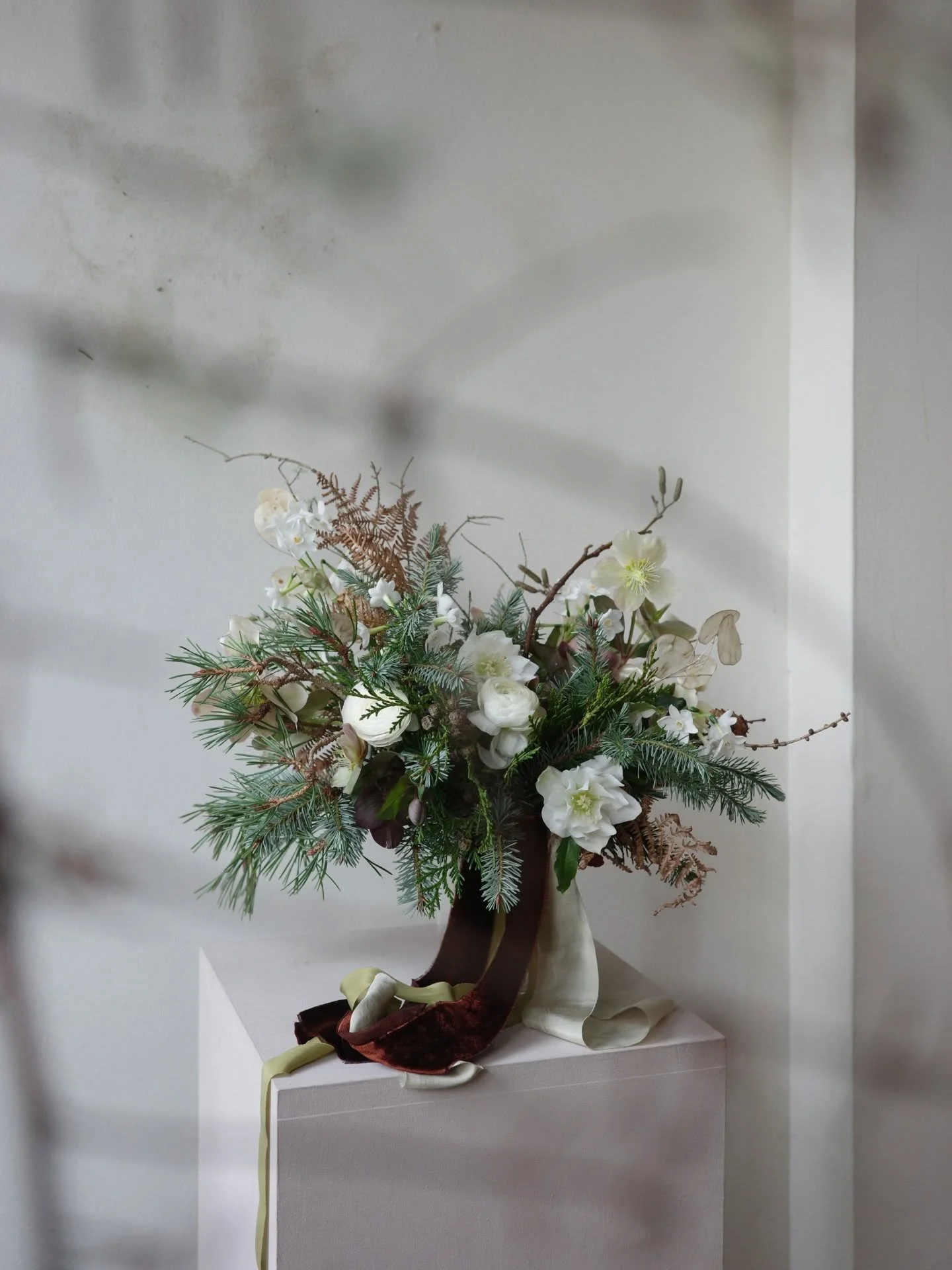 And just like that, the last bouquet + buttonhole of the year. These made for Lo + Alex - a most beautiful and tenderhearted duo - it was such an honour to be part of their wintry wedding day earlier this week. 🤍❄️ Another @coorieweddingplanning sma