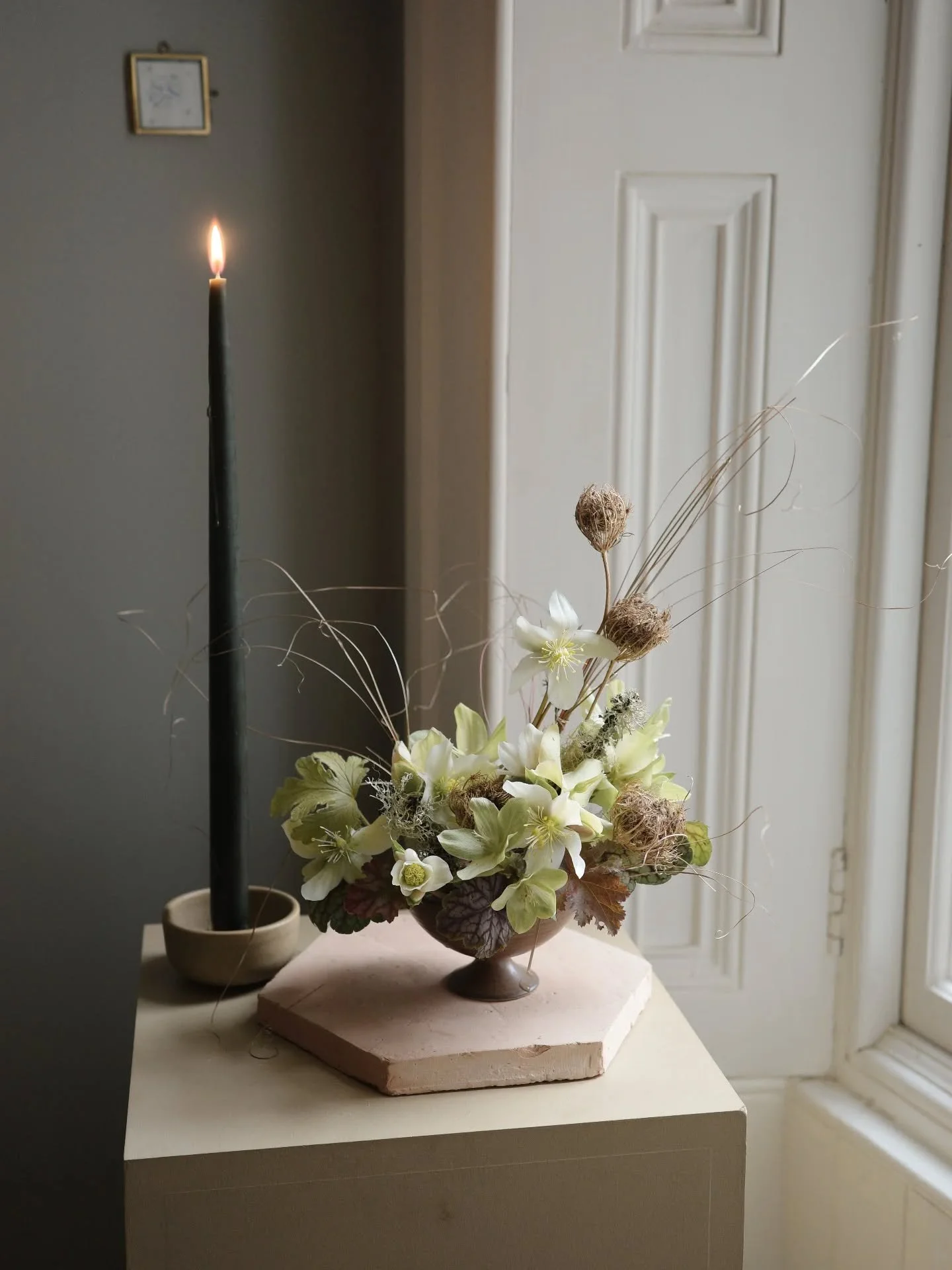 Yesterday I did a ceramic workshop with @aku.ceramics - a Galentine's gift of sorts, shared with one of my favourite ever people to celebrate thirty years of friendship 🤍 We loved every single second, thank you Agata ✨ 

I now have an endless respec