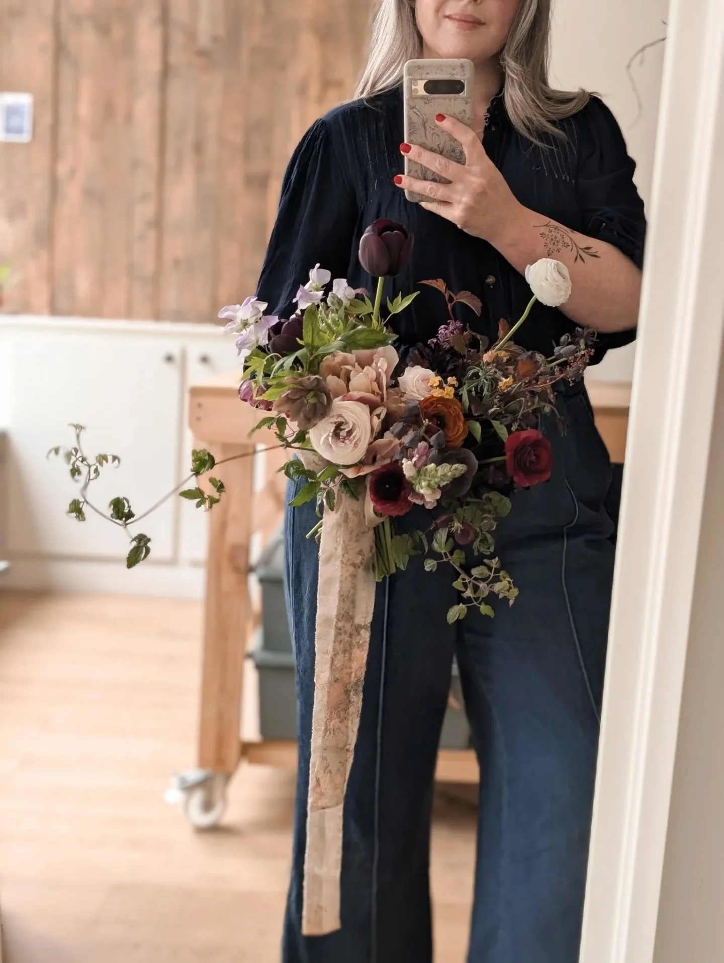 Fun and bouncy May tendrils this time last year for T+A - the sweetest Highland elopement. 

The tulips are almost all gone this year and we've already waved a teary cheerio to the belle &eacute;poques. But let's keep in mind that ruffly ranunculus a