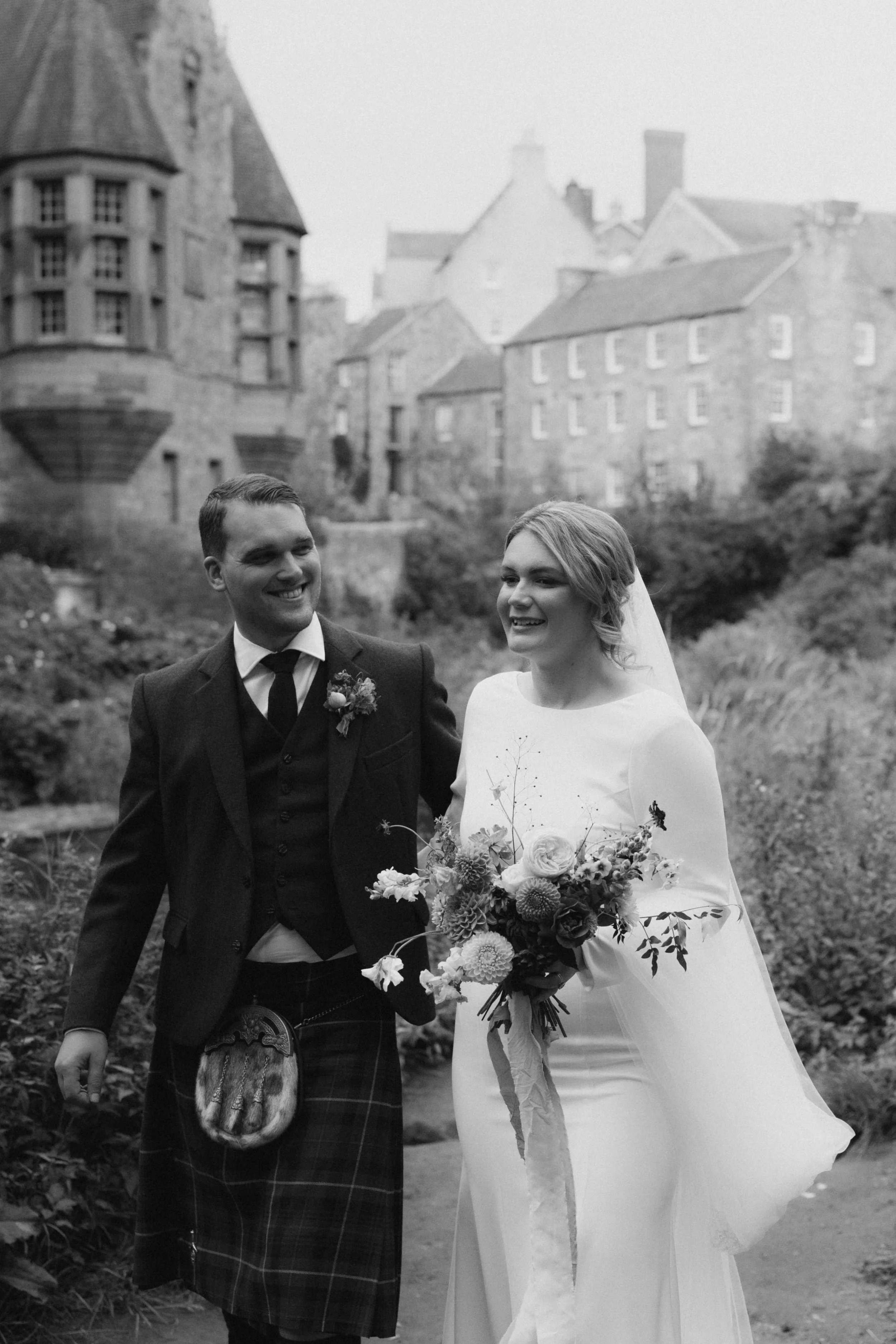 BernadetaKupiec-Emily&EddieweddinginEdinburgh-245.jpg