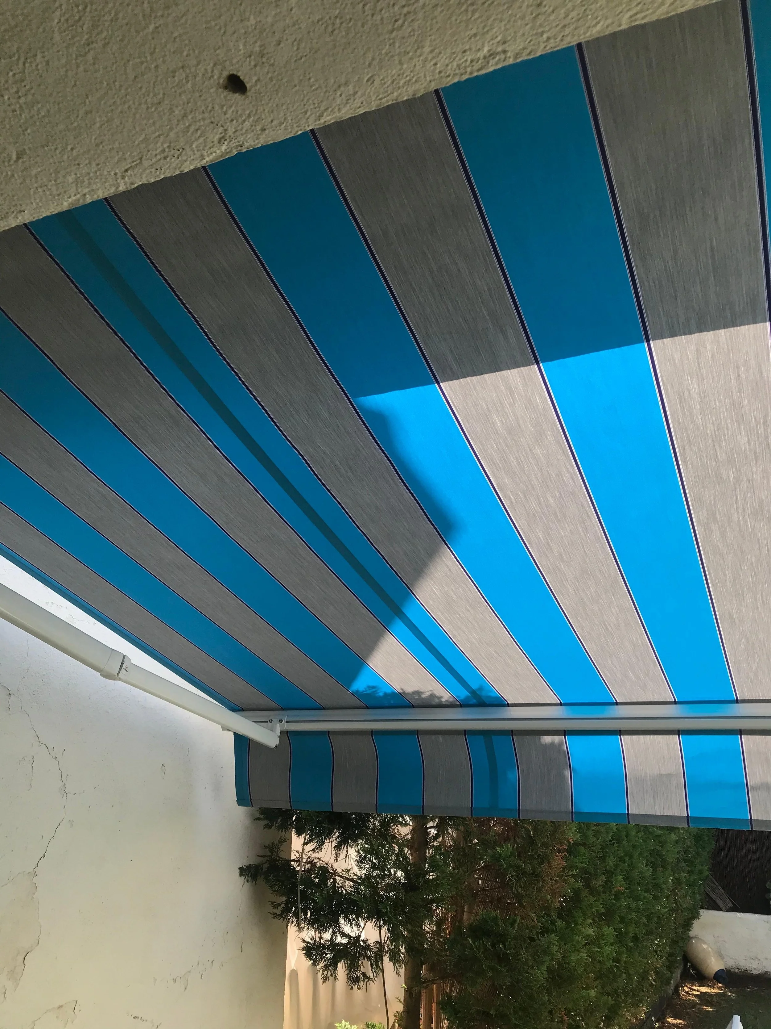 Braç invisible vist desde l'interior