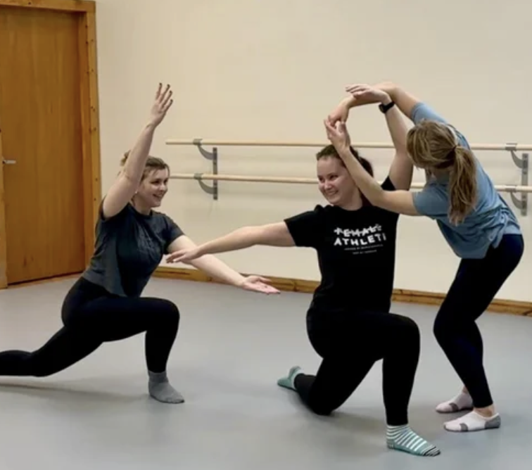 Adult Beginner Contemporary Class at Ulster Arts 