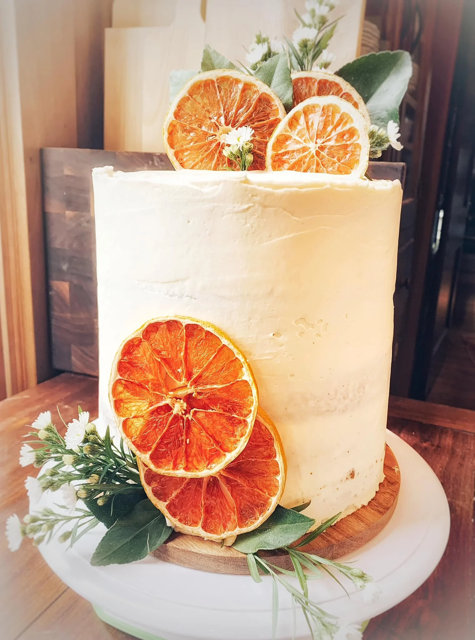 who puts olive oil in a cake?