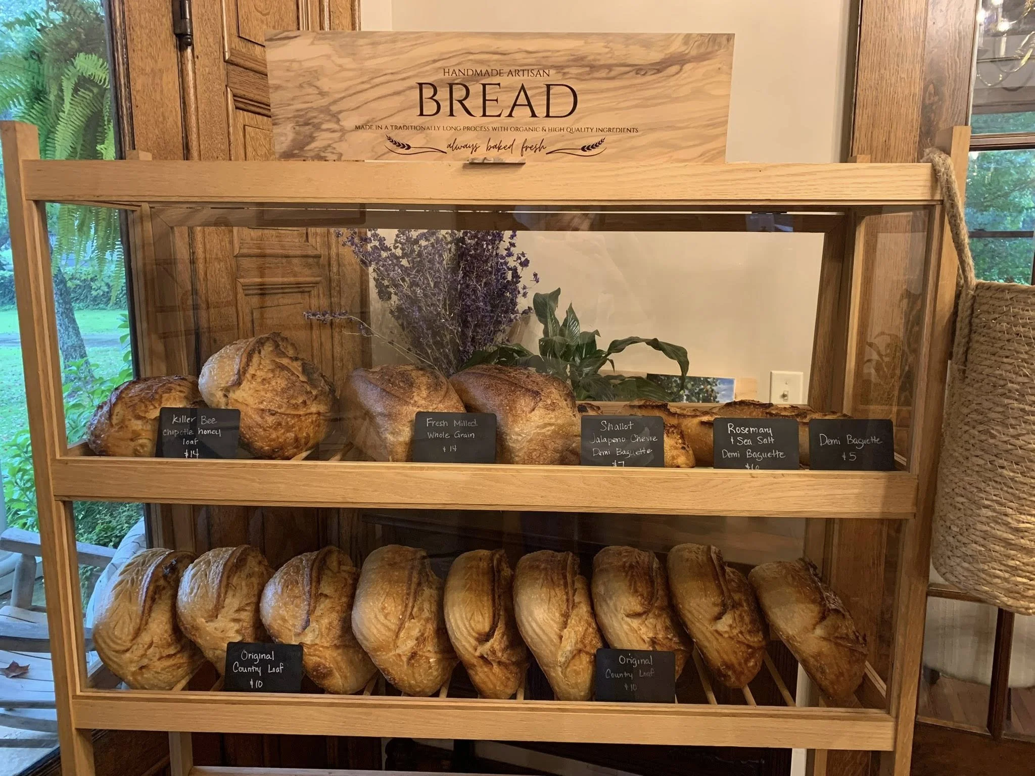 bread display 2.jpg