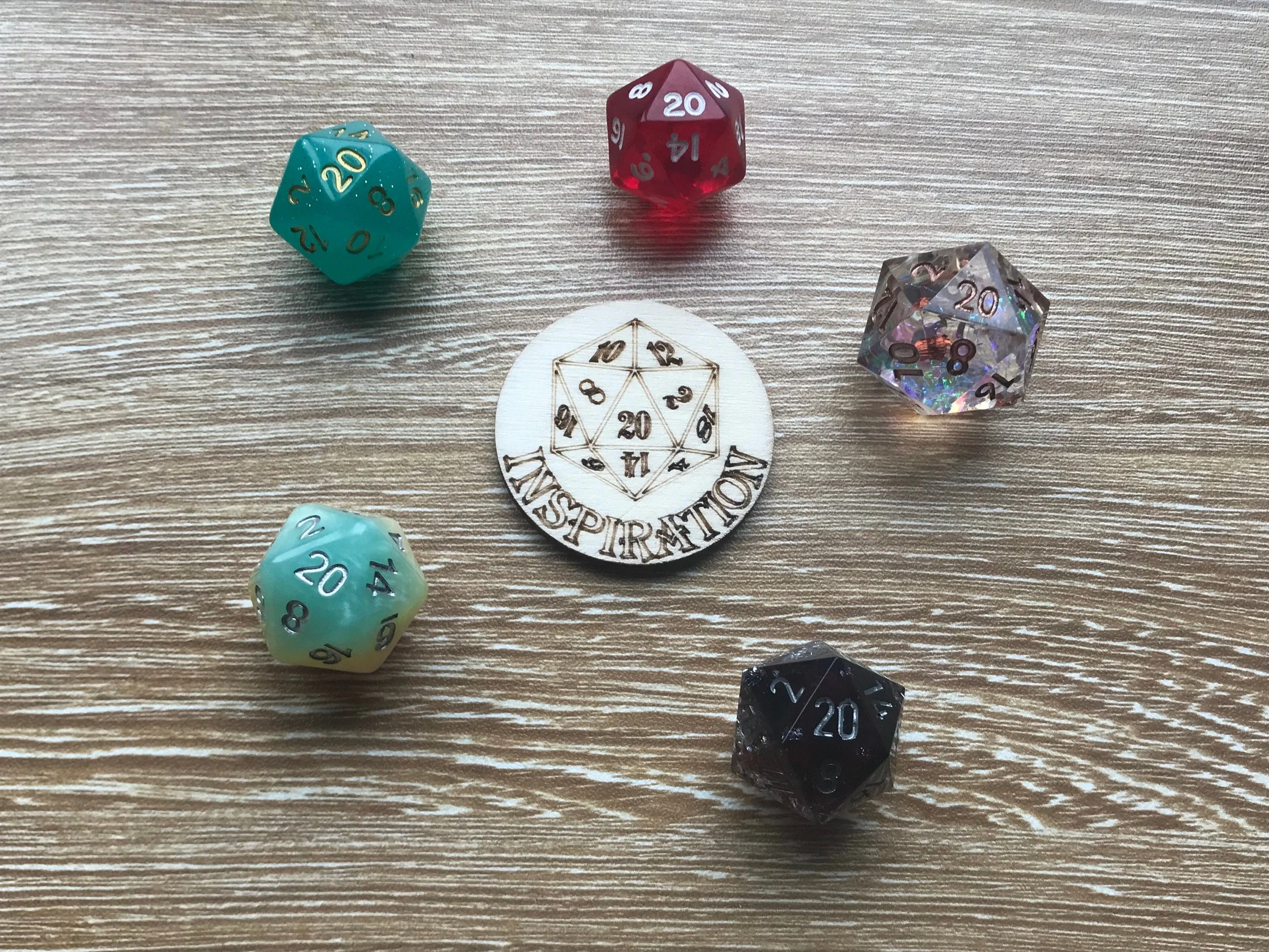 https://i.etsystatic.com/26806004/r/il/446035/4644560313/il_fullxfull.4644560313_jymr.jpg