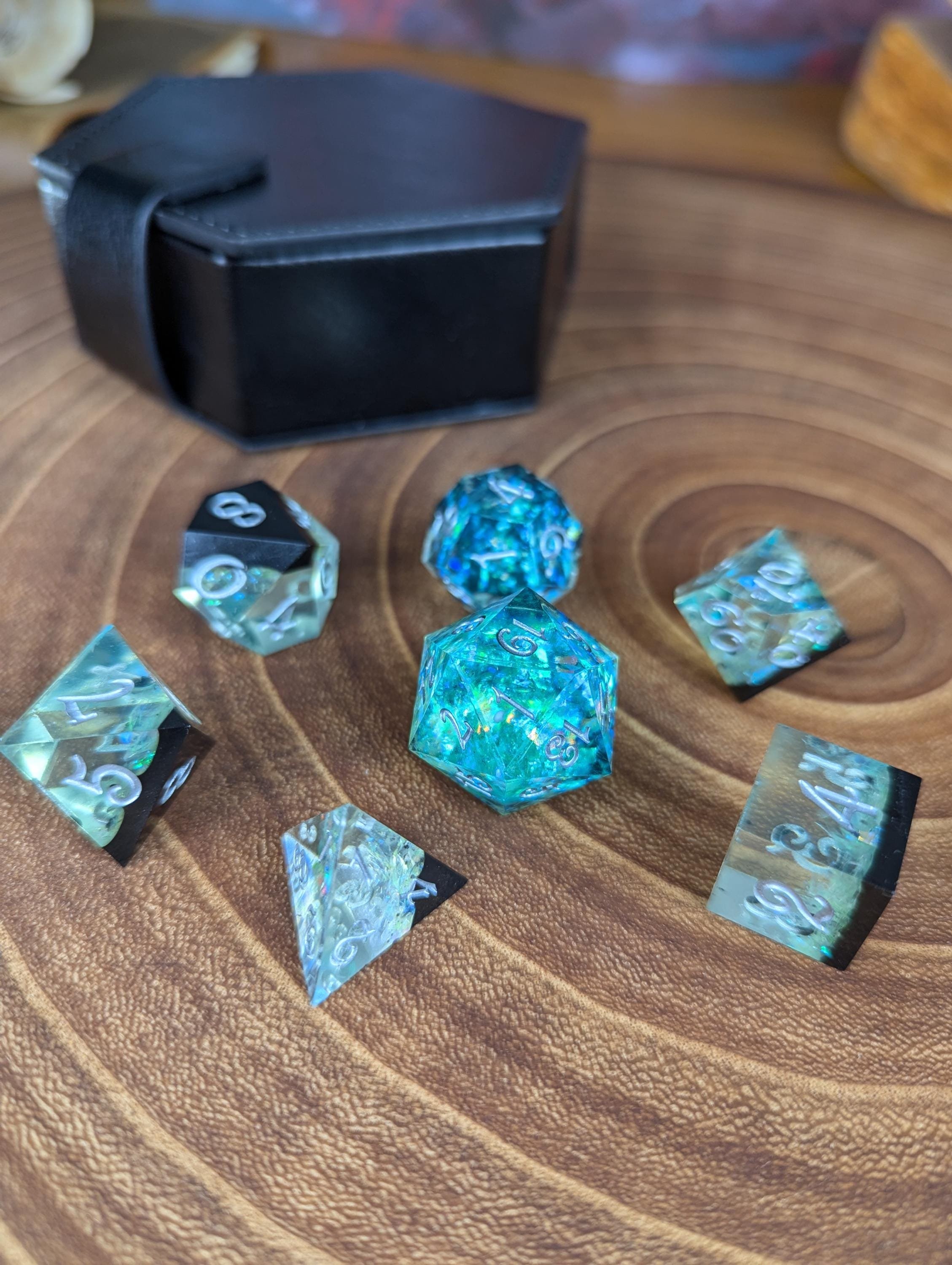 https://i.etsystatic.com/26806004/r/il/3fdba7/6275611301/il_fullxfull.6275611301_bip7.jpg