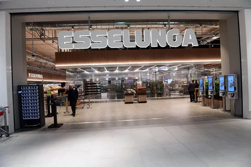 Esselungascritta-557426.jpg