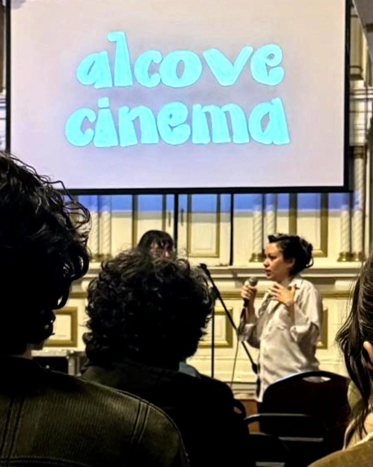 There were sirens in Cerrado at Alcove Cinema/ No Cerrado havia sereias no cinema Alcove

@alcovecinema is an alternative monthly screening in the city. The screening is in an old religious building. Pure epiphany and great sound. The women artists p