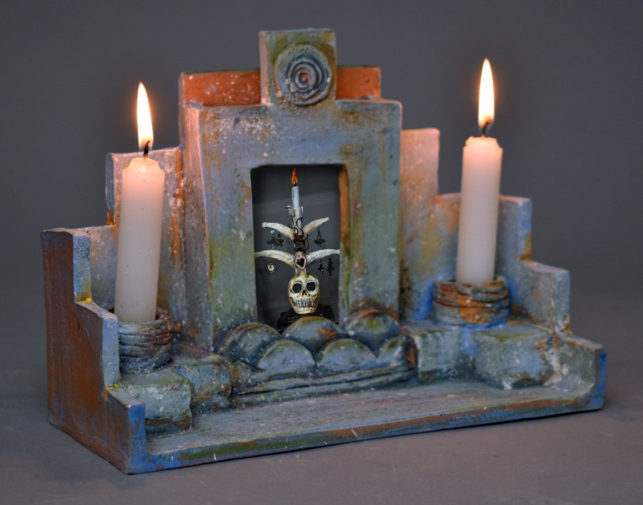Altar  7"h x 9.5"w x 5"d