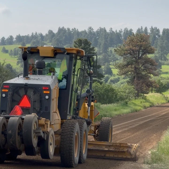 It&rsquo;s National Public Works Week. 👷&zwj;♀️ BIG shout out and thanks to all the folks who put in the work to make the roads work. Great gravel doesn&rsquo;t just happen. 🚜 And we want to remind you to watch the behind the scenes of the gravel m