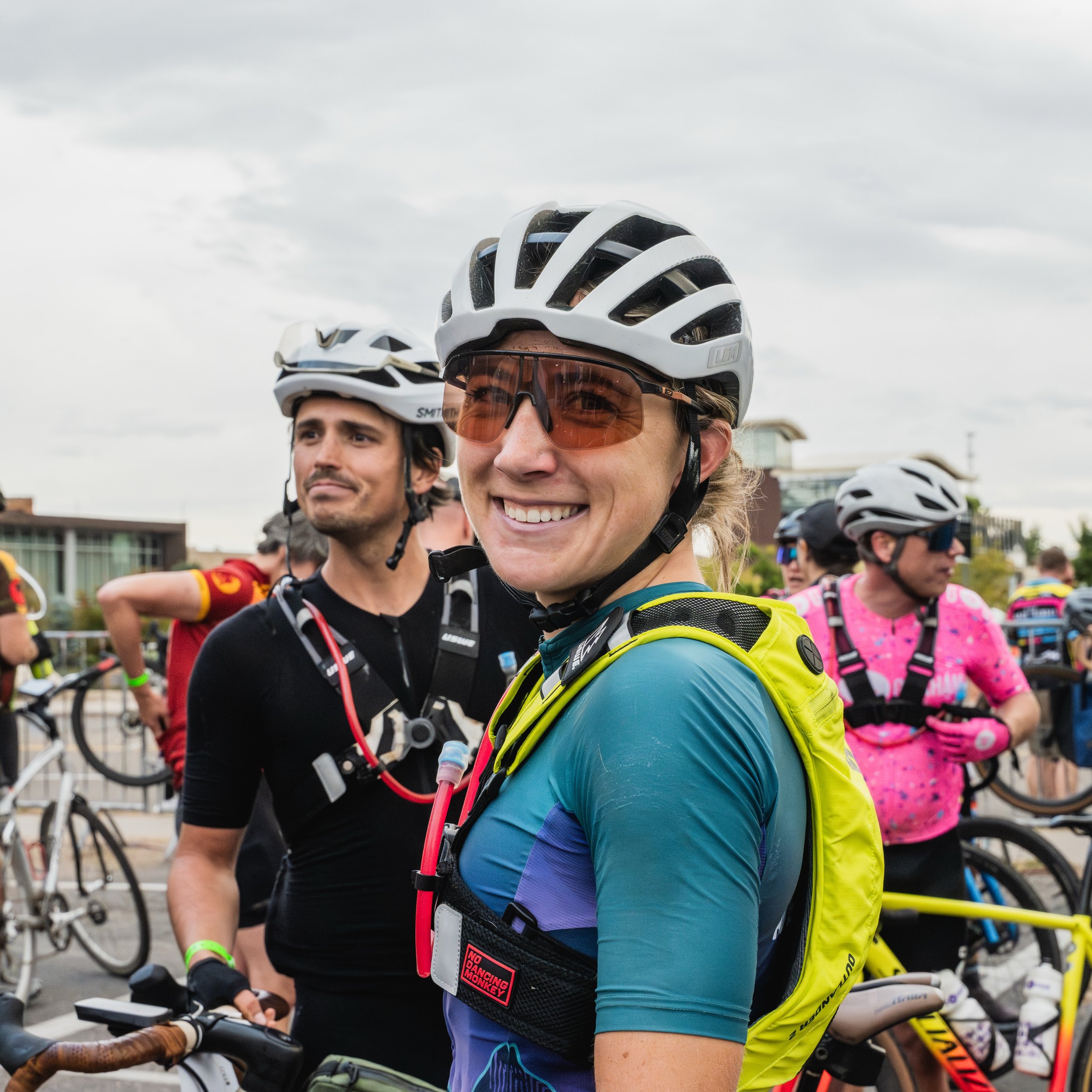 Routes that are outta this world. Flavors that are straight from our Pueblo hometown. Music from across Colorado. Racers and riders from around the world. All packaged in this family-owned and friend-filled experience we call @grassrootsgravel 💚 You