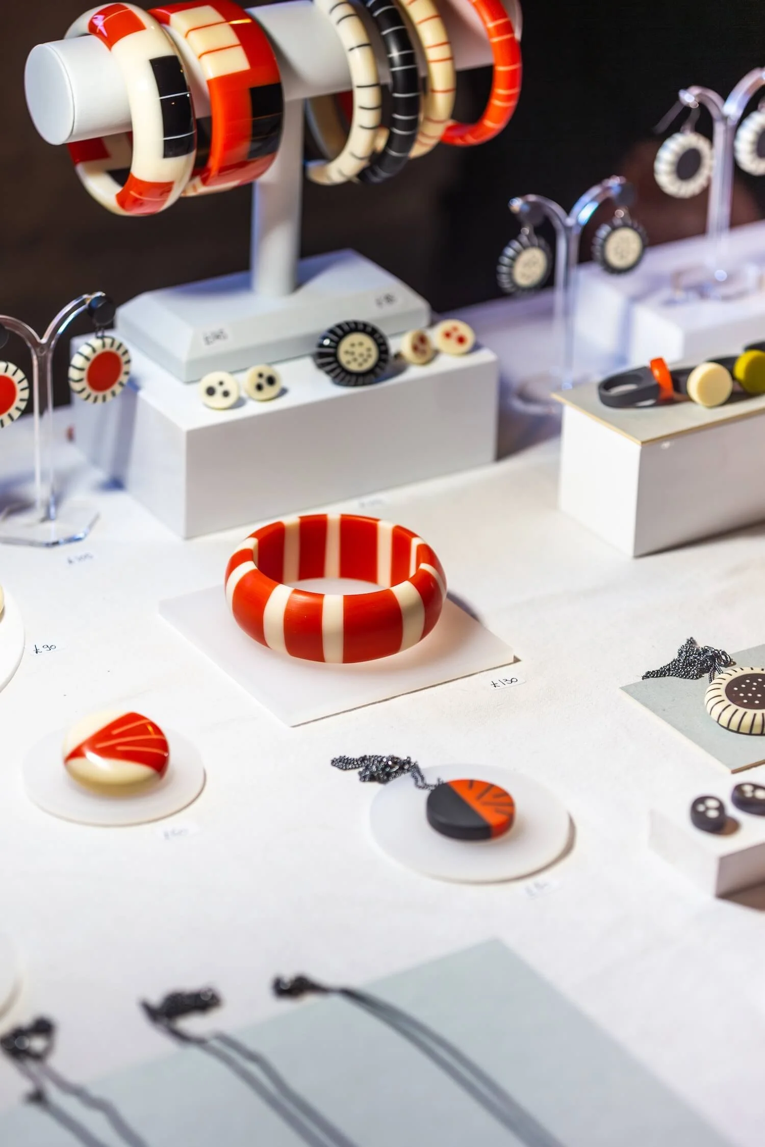 paper-daisy-jewellery.jpg