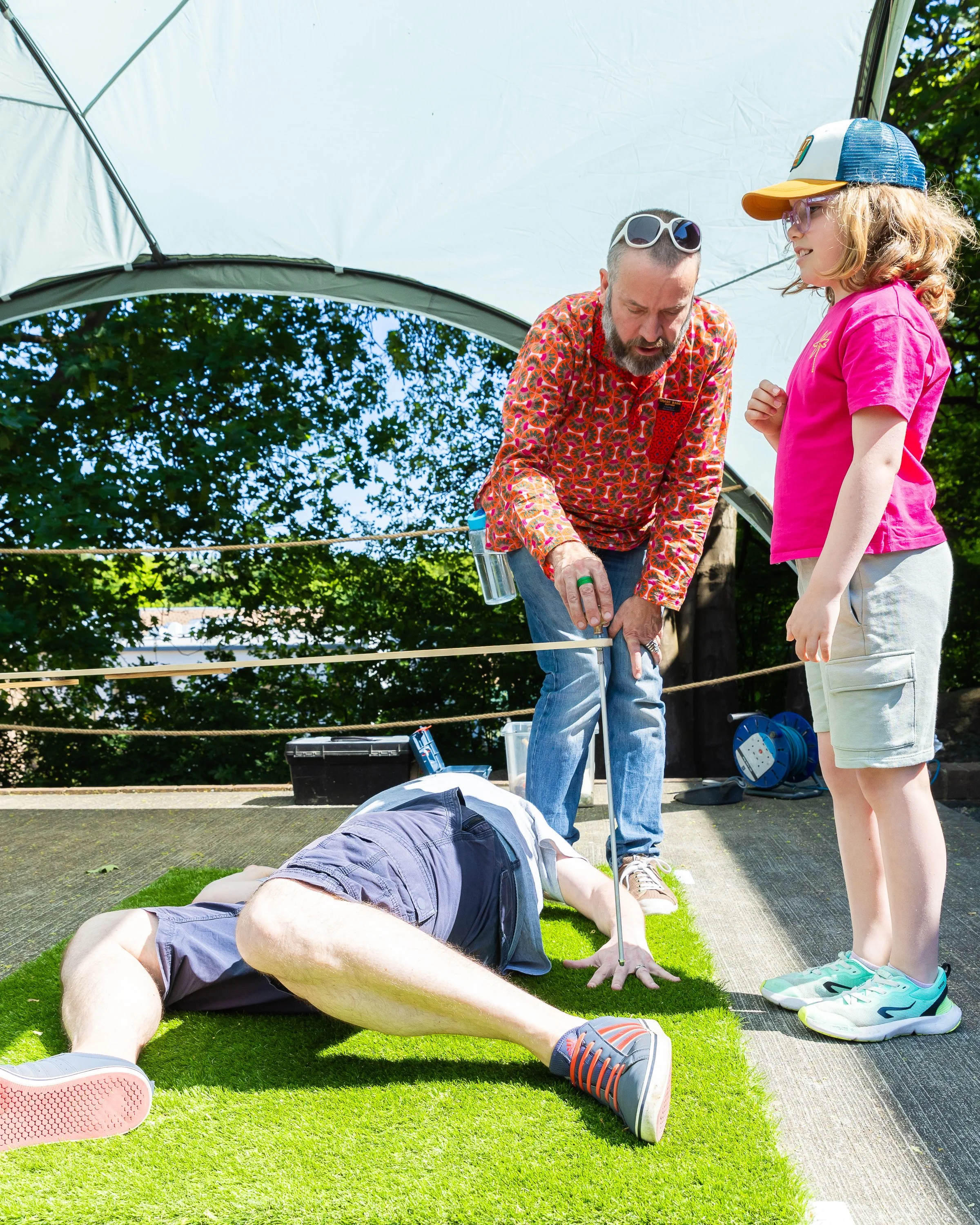 Live art experiences and workshops