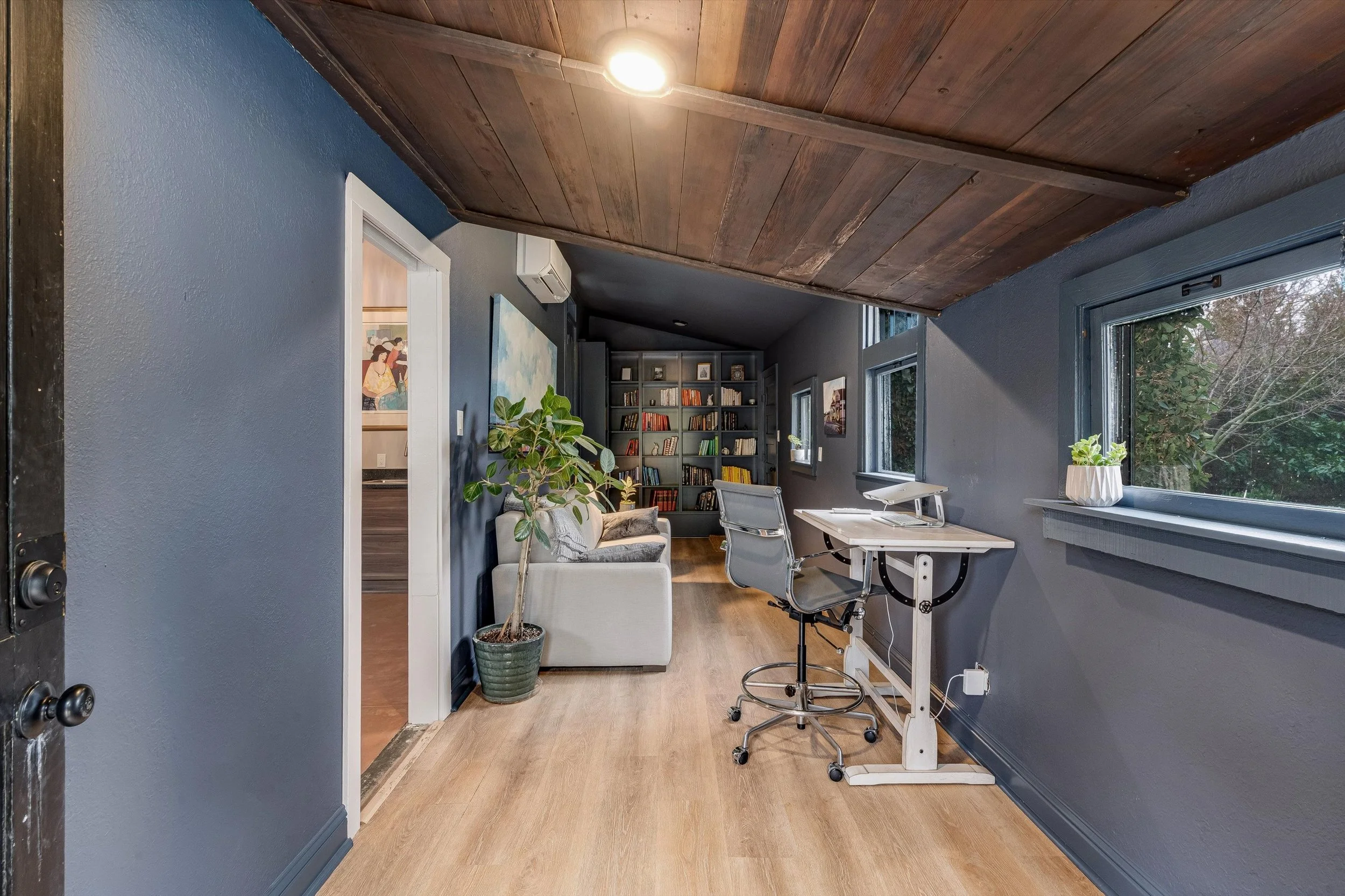 MLS 21 - 29-DSC04150_ENF-Edit.jpg