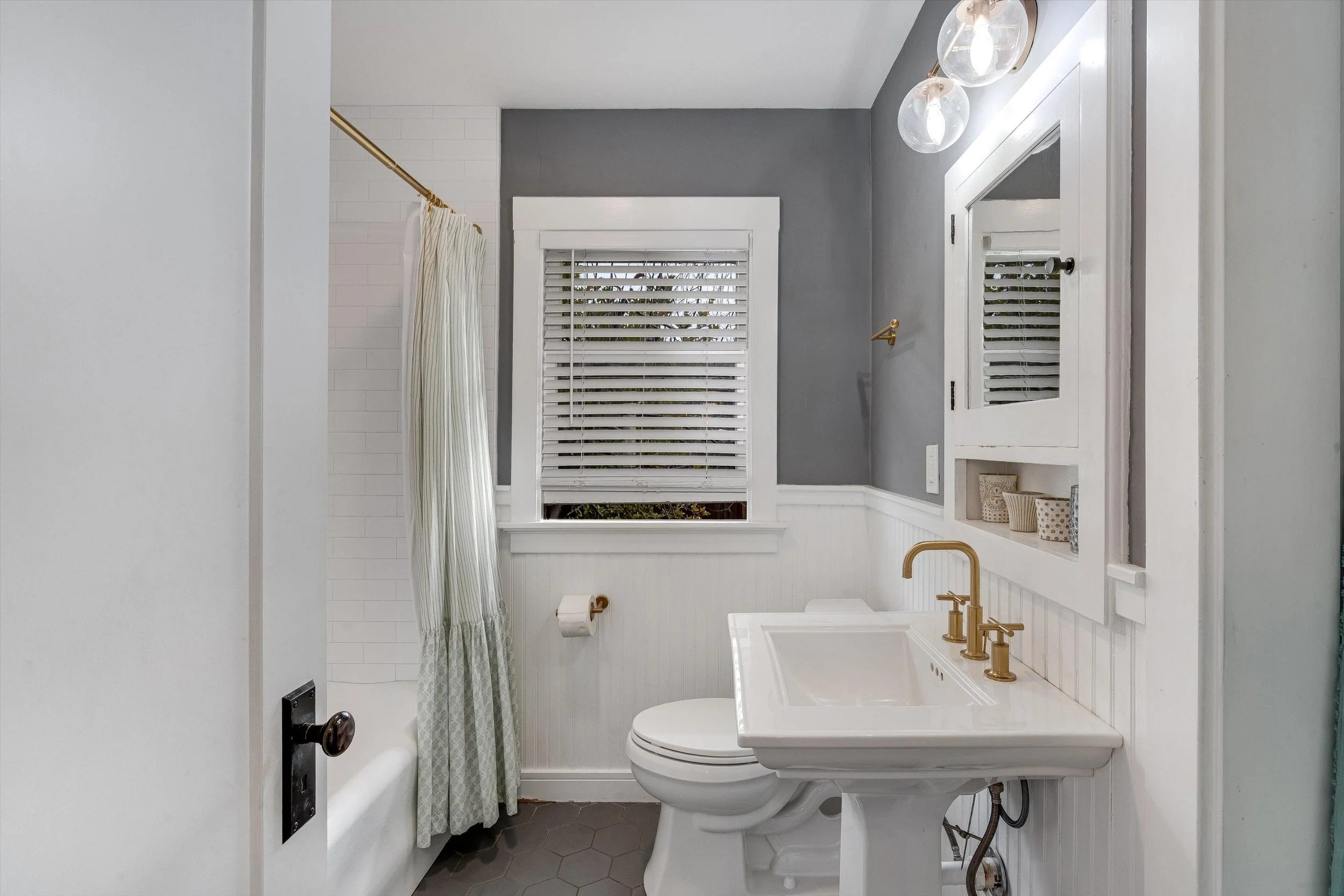 MLS 13 - 19-DSC04143_ENF-Edit.jpg