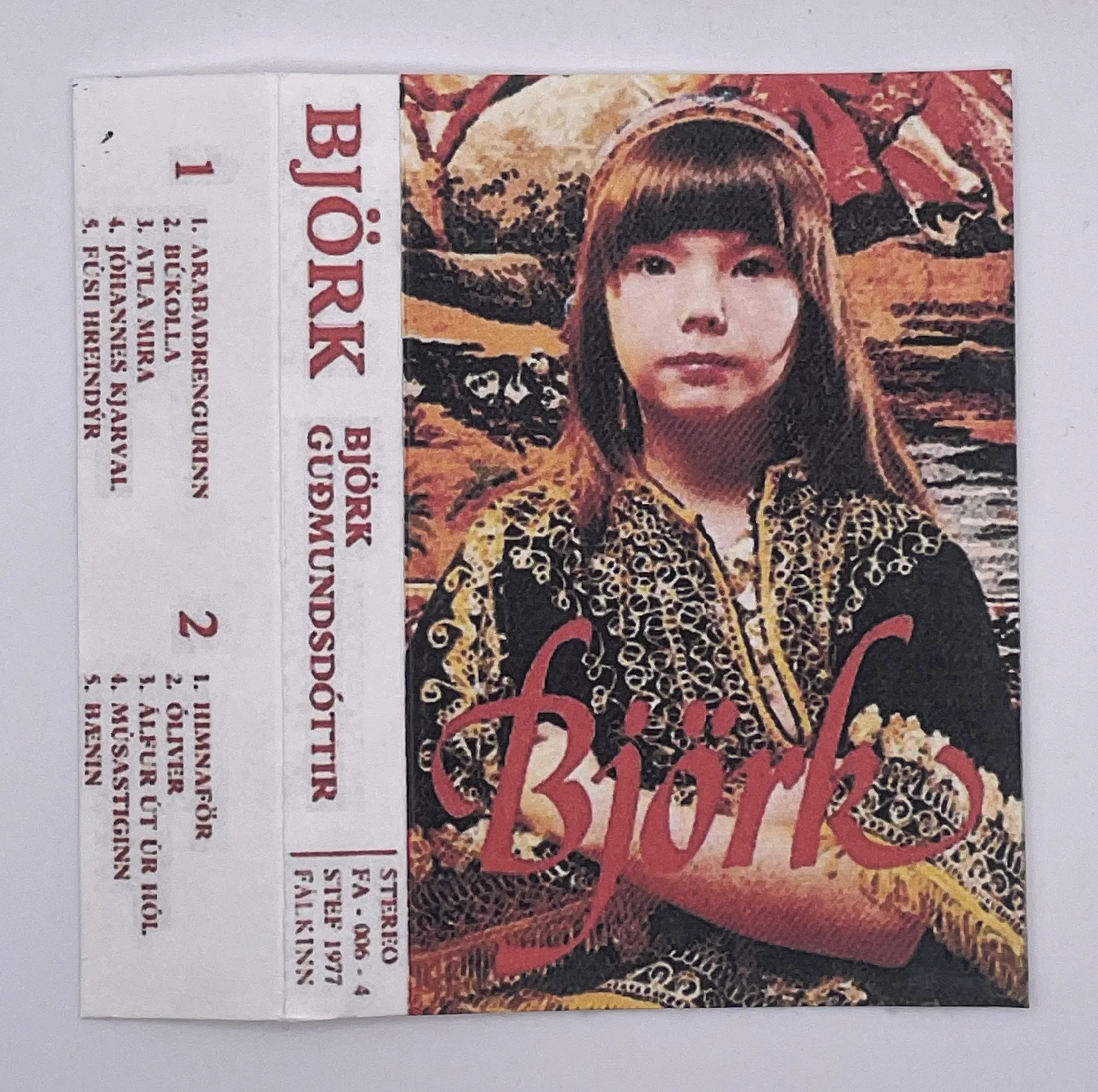 Björk Guðmundsdóttir – Björk