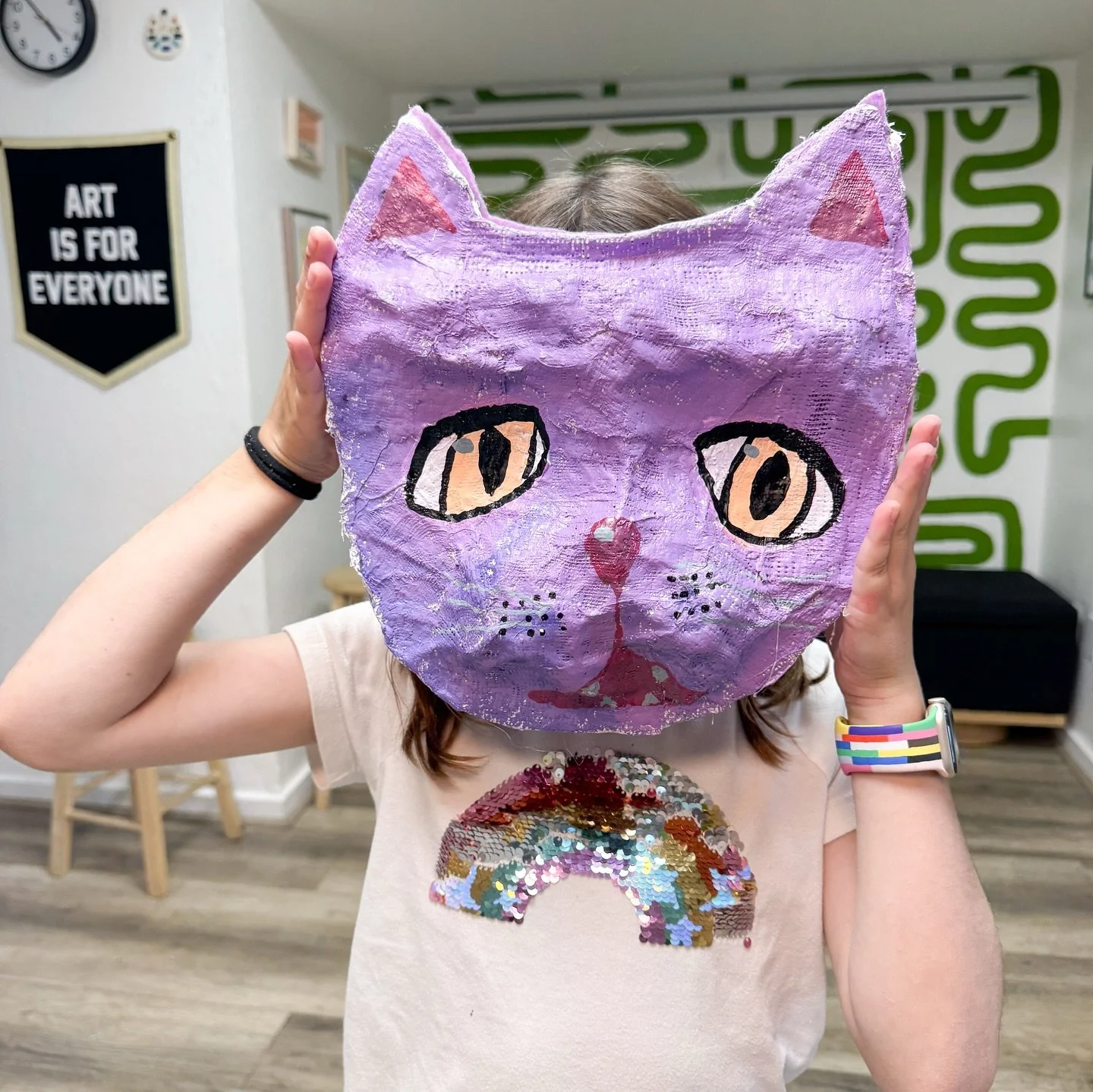 Meow! Cat face sculptures from our preteens are making me so happy!!!

#kidsart #makeart #artcamp #oaklandkids #artclass