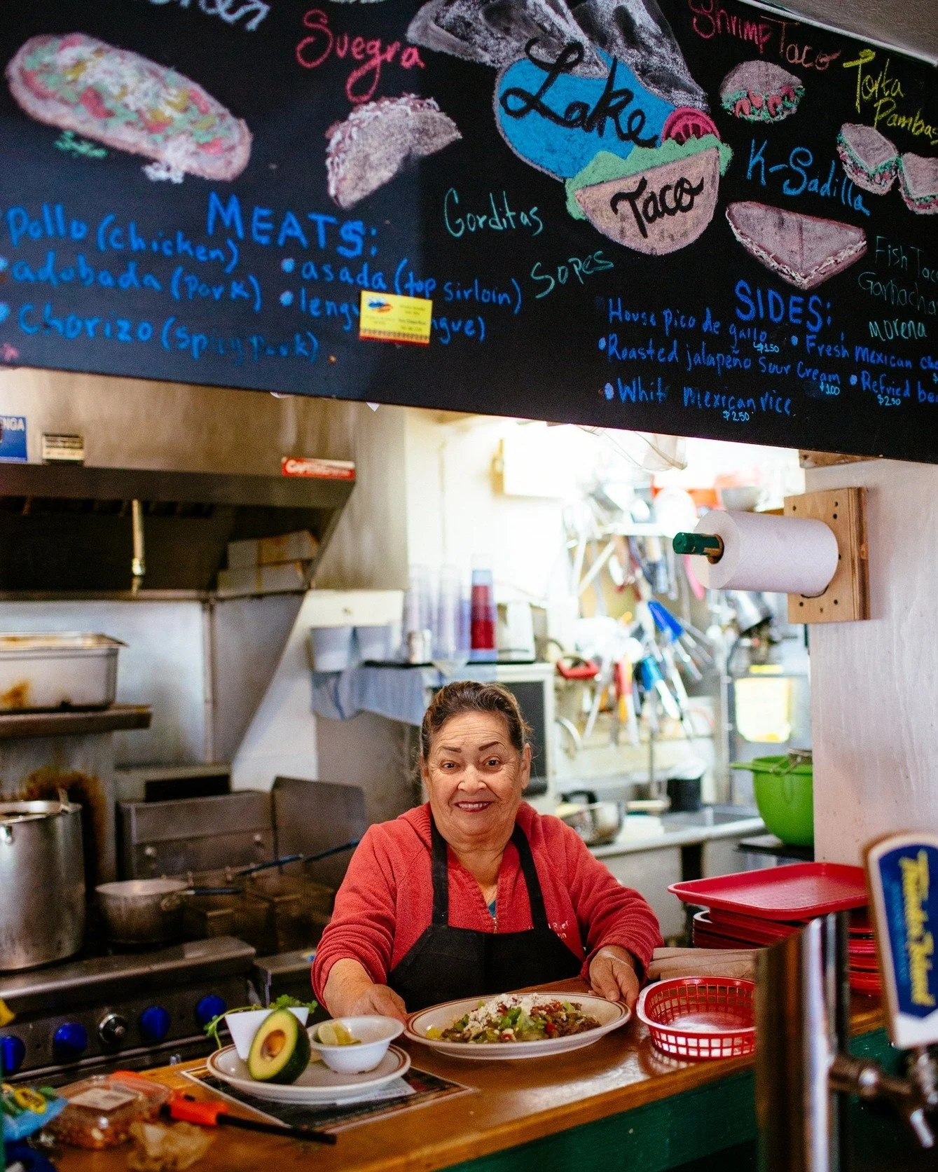 This week's Program Spotlight is on our Promoting Prosperity program's Empresas course! ✨

For over a decade, our Business Services Program Coordinator has facilitated an annual course called Empresas, or Businesses. The 20-hour curriculum focuses on