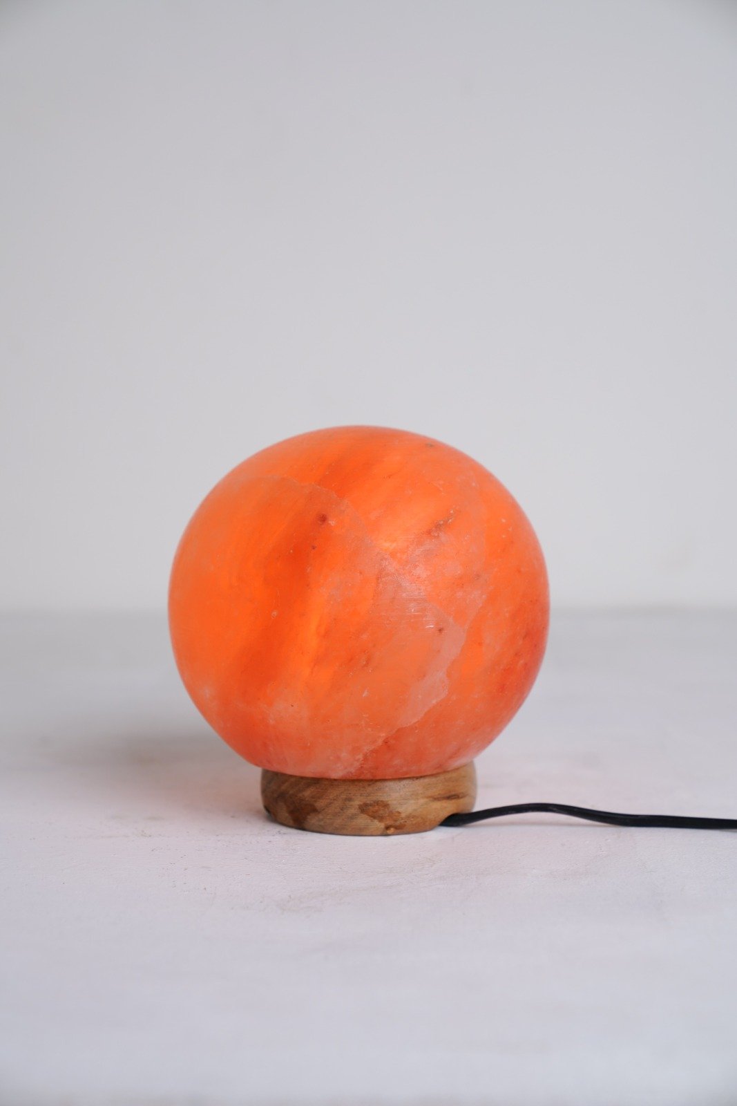 Sphere Salt Lamp