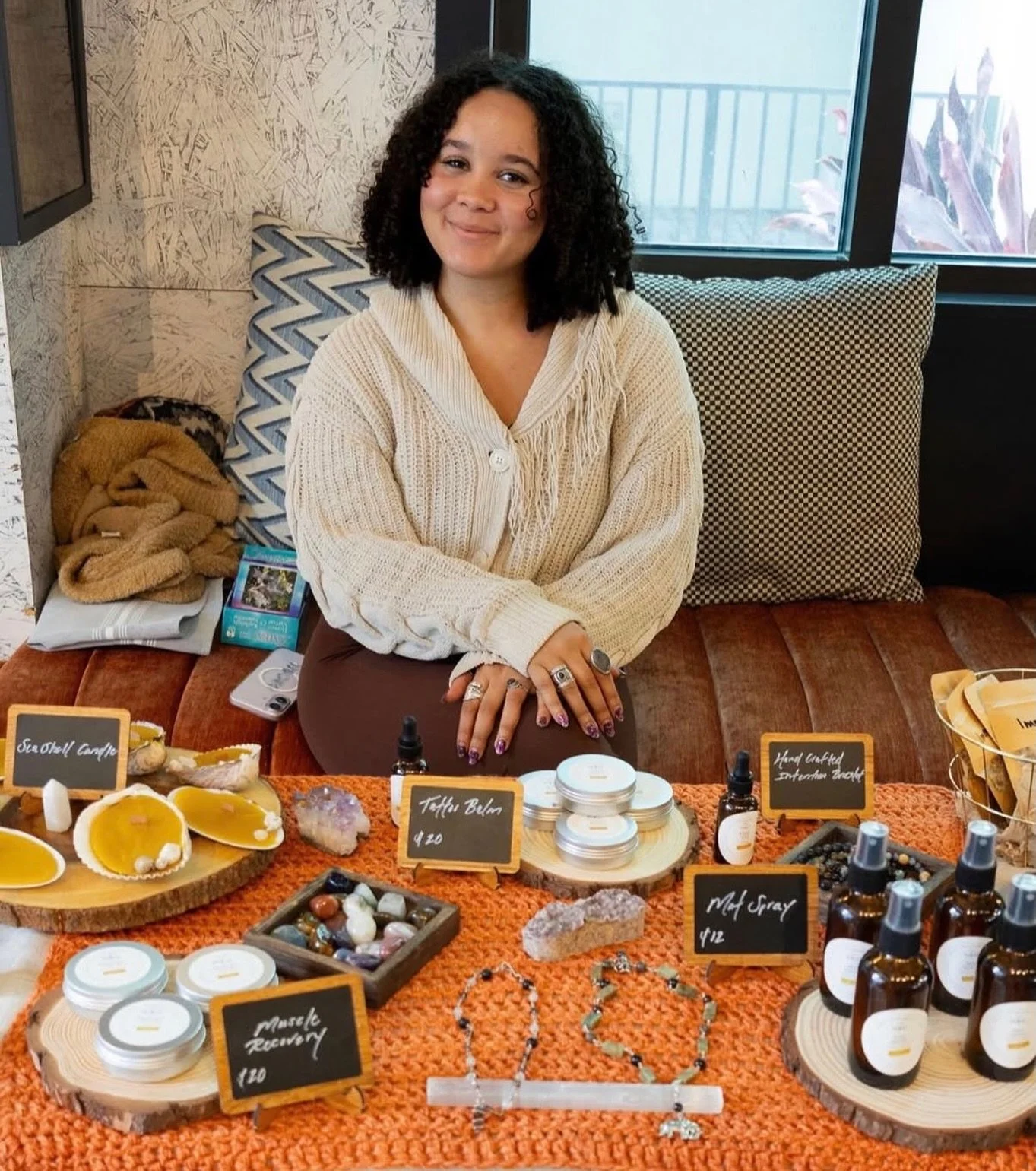 Everyone say &ldquo;Hi Taylor!&rdquo; 👋 

Taylor is the brains and the beauty behind @thehealingpad444 , a great local apothecary that&rsquo;s teamed up with The Wine House! 

Join us this Saturday for lunch and peruse Taylor&rsquo;s offerings inclu